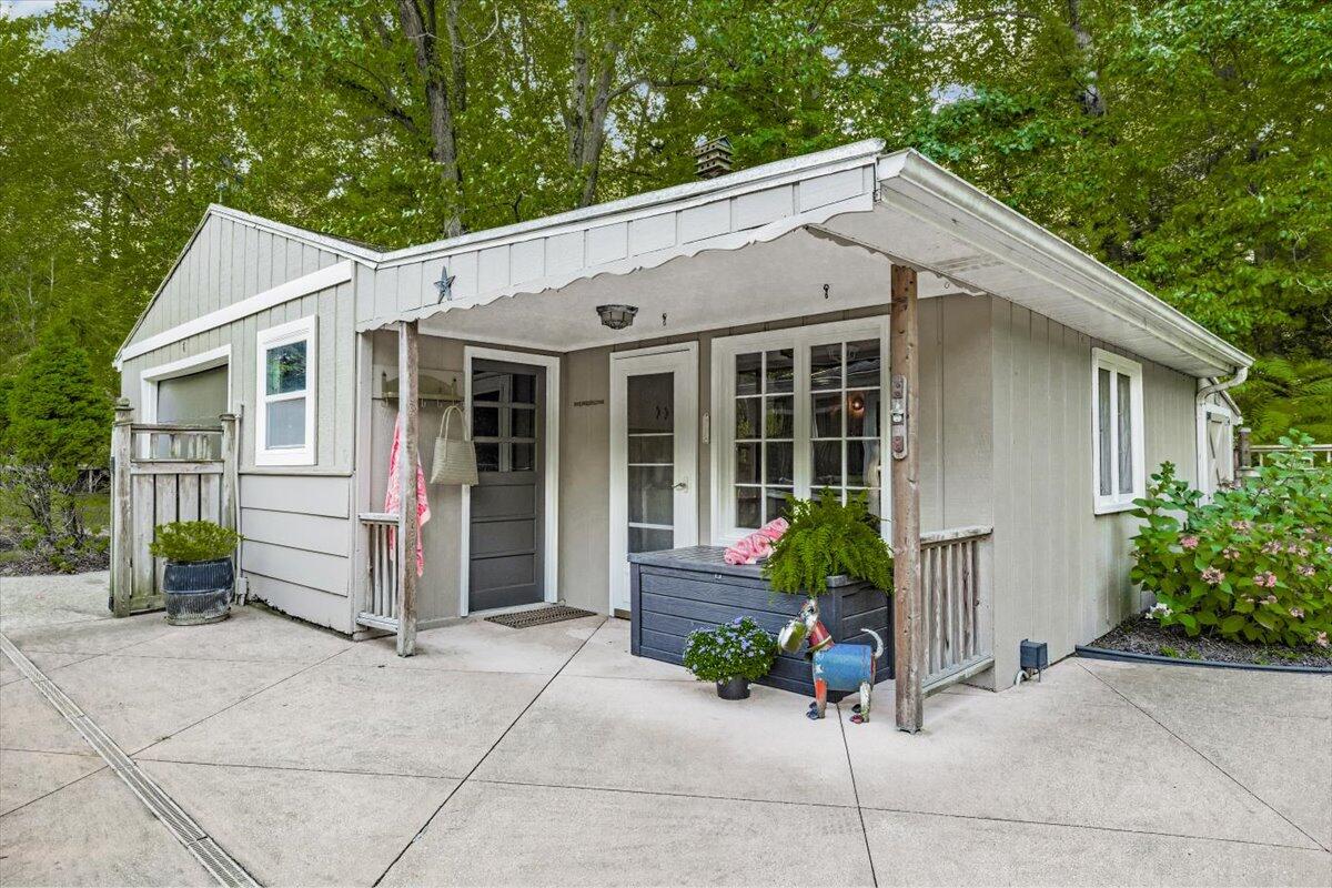 12150 Dunes Road Sawyer MI 49125