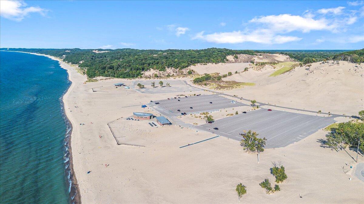 12150 Dunes Road Sawyer MI 49125