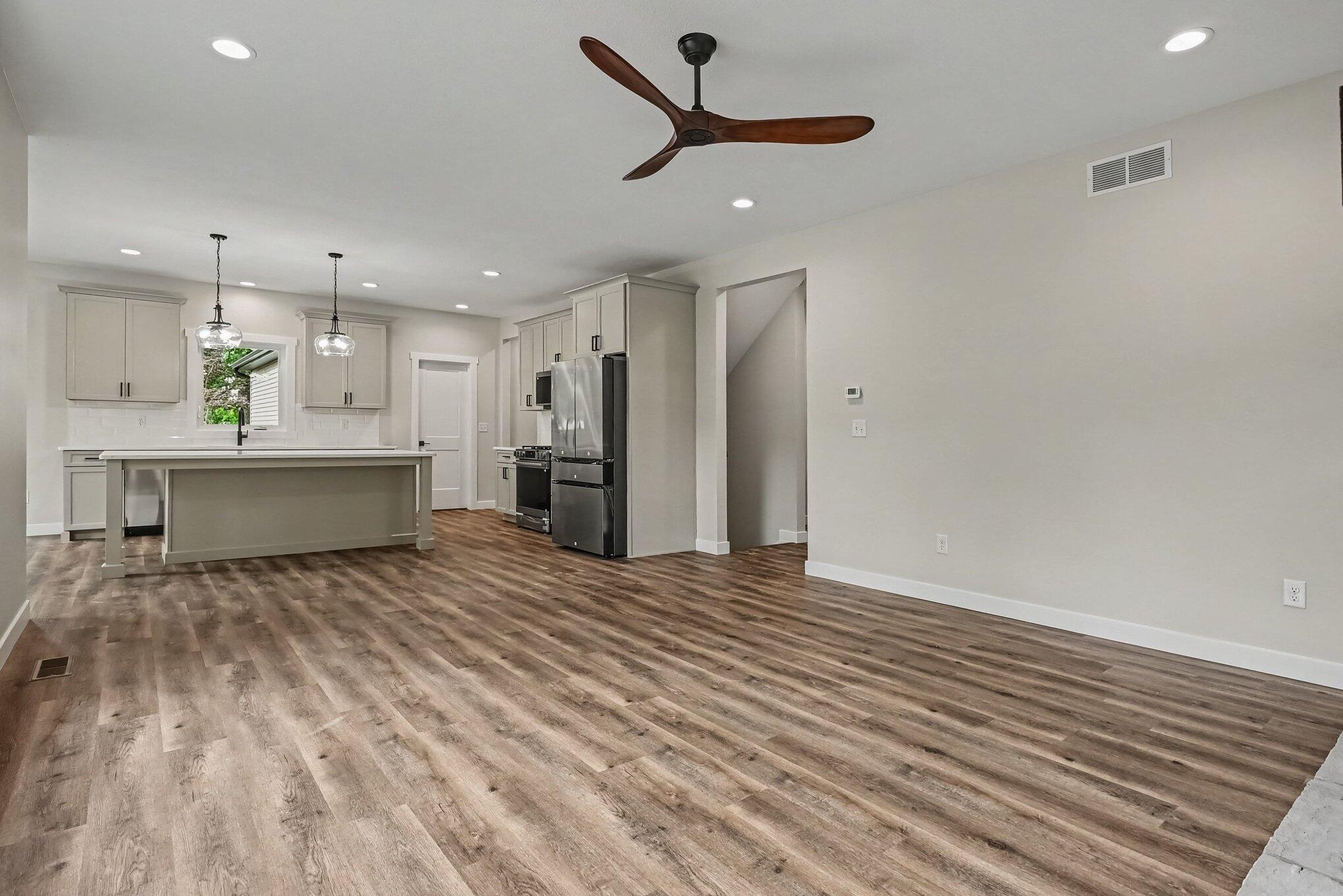 66710 Maple Wood Drive Edwardsburg MI 49112