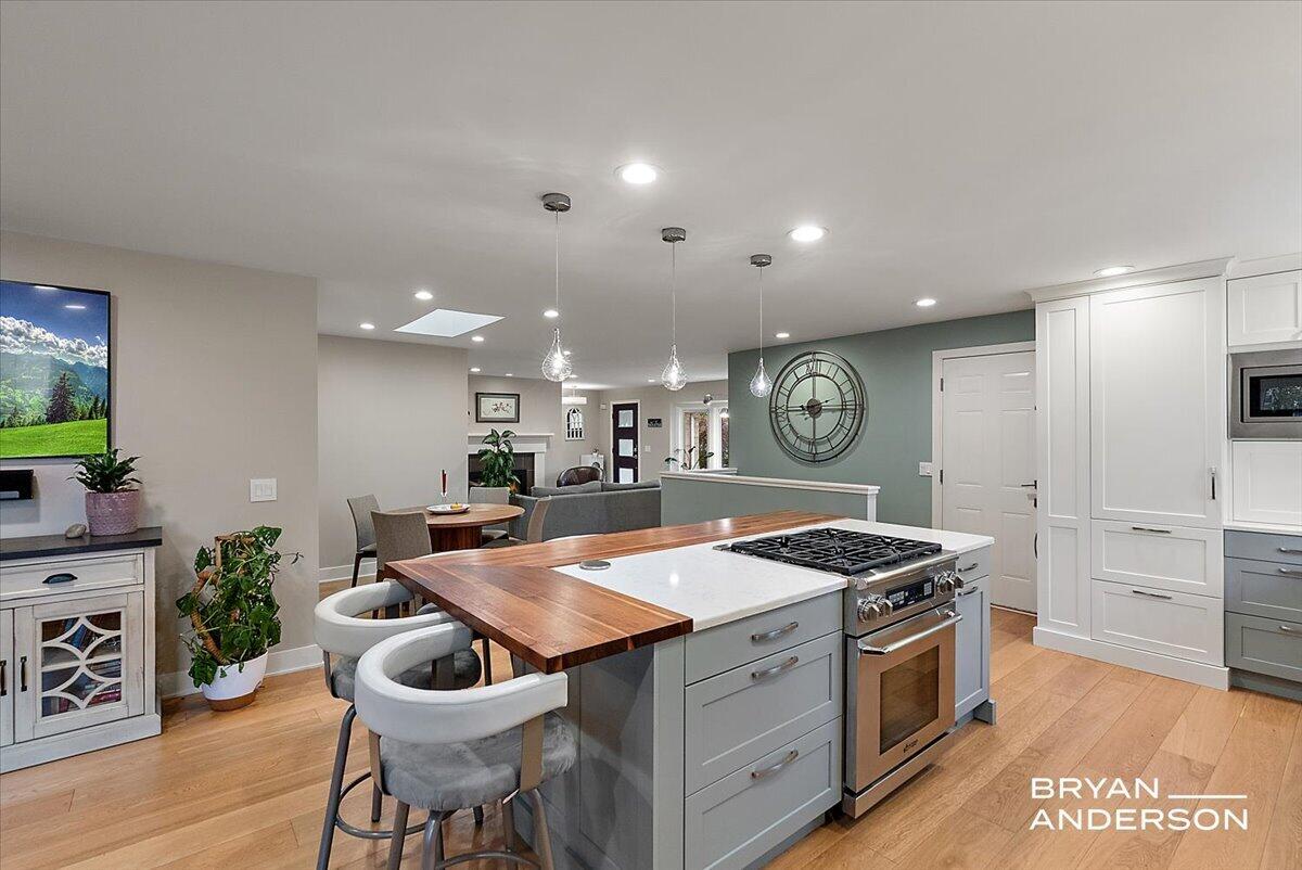 2504 Beechwood Drive SE East Grand Rapids MI 49506