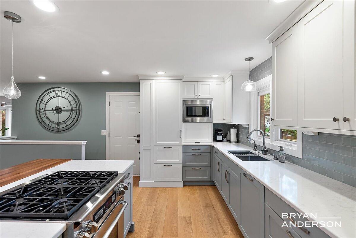 2504 Beechwood Drive SE East Grand Rapids MI 49506
