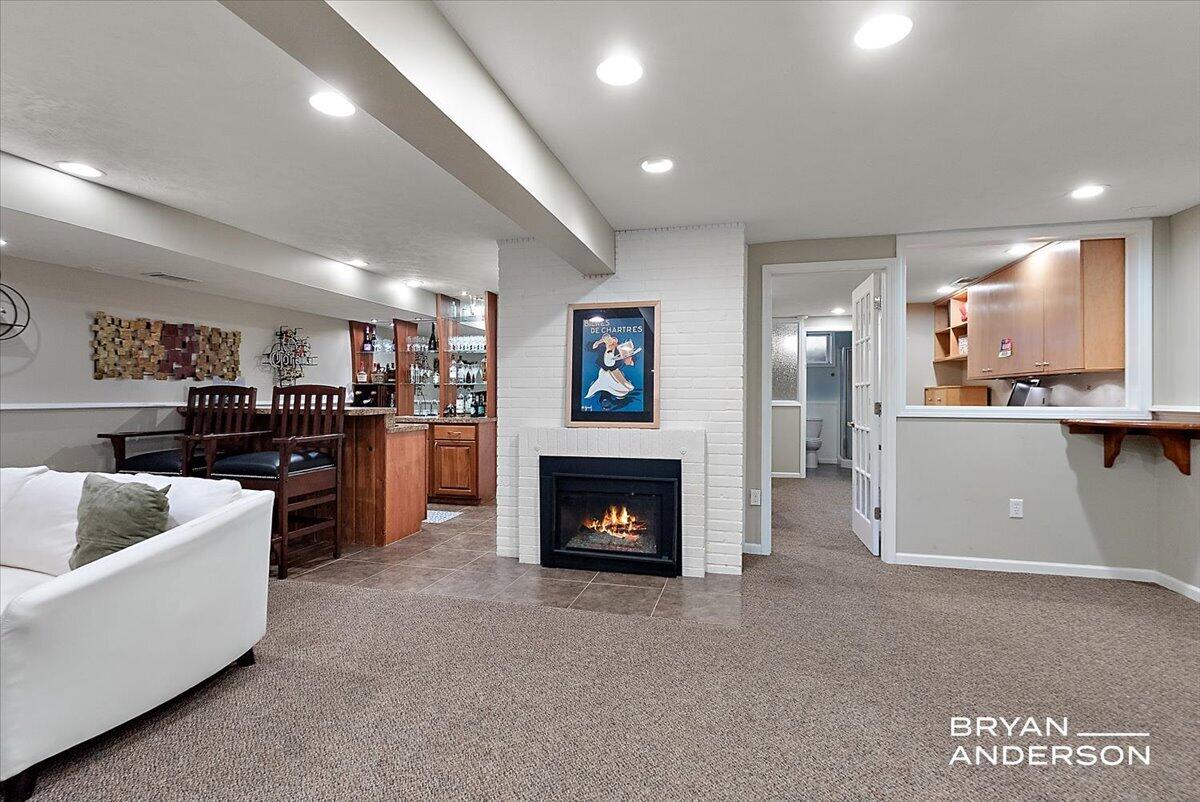 2504 Beechwood Drive SE East Grand Rapids MI 49506