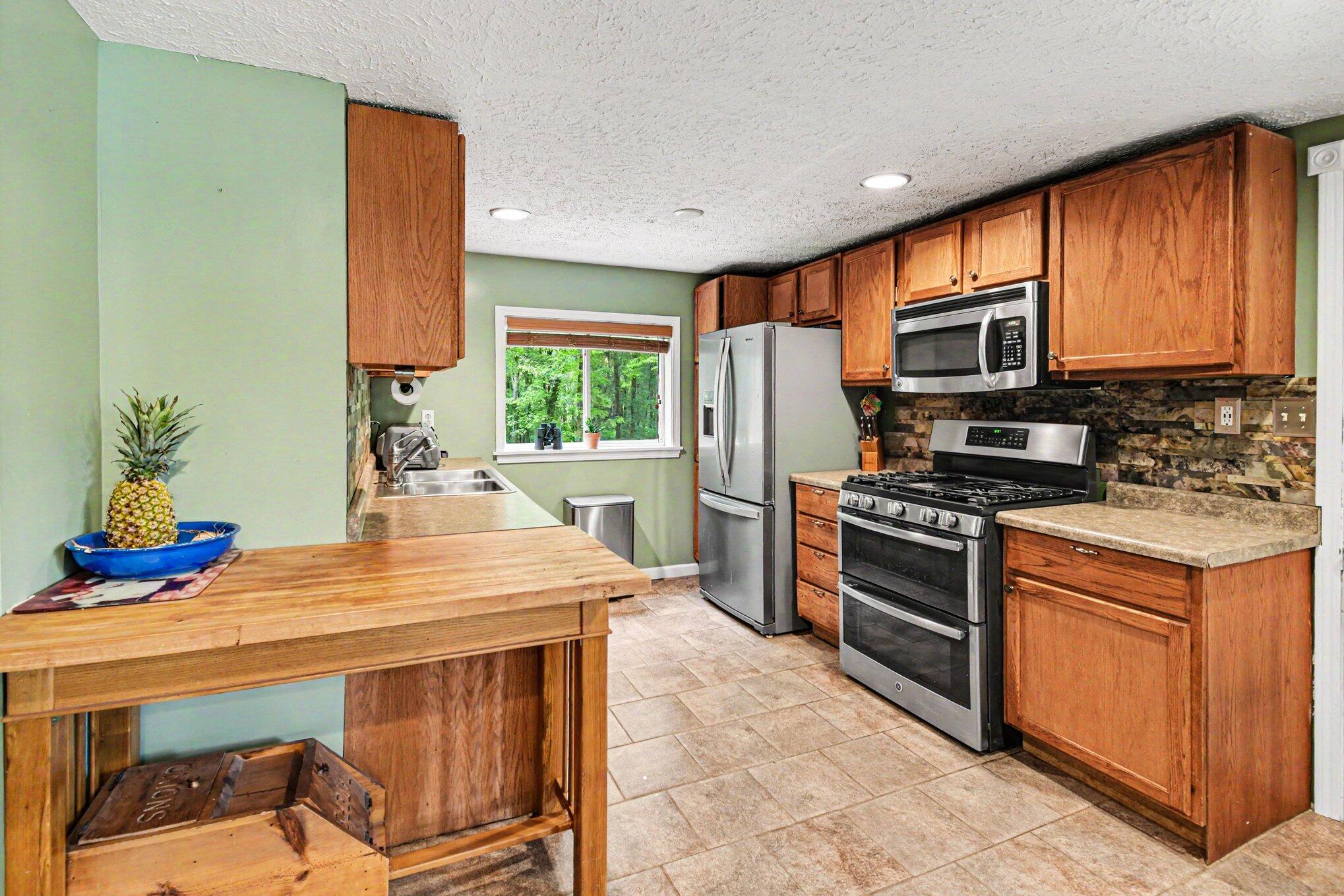 4477 104th Avenue Allegan MI 49010