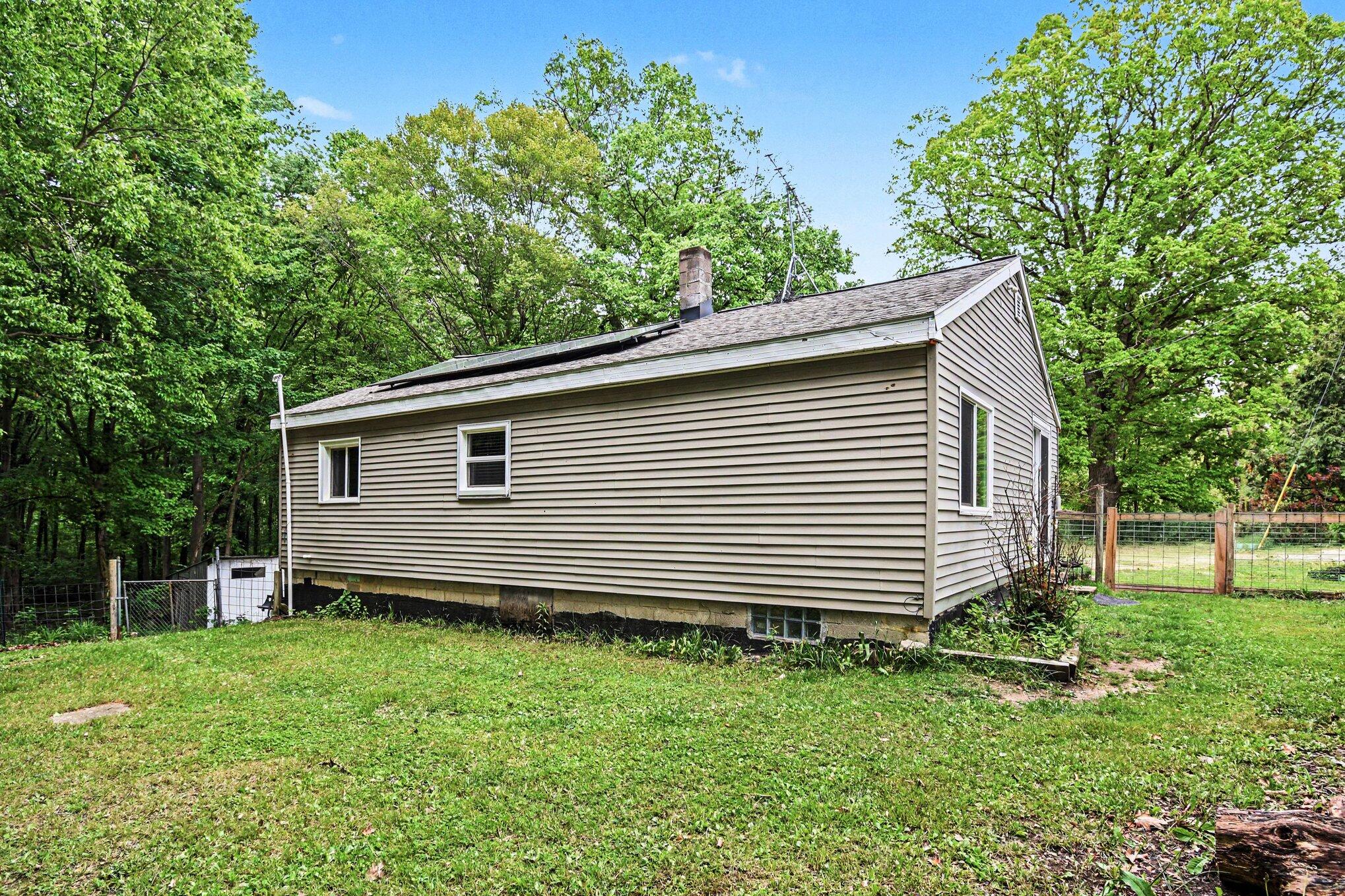 4477 104th Avenue Allegan MI 49010