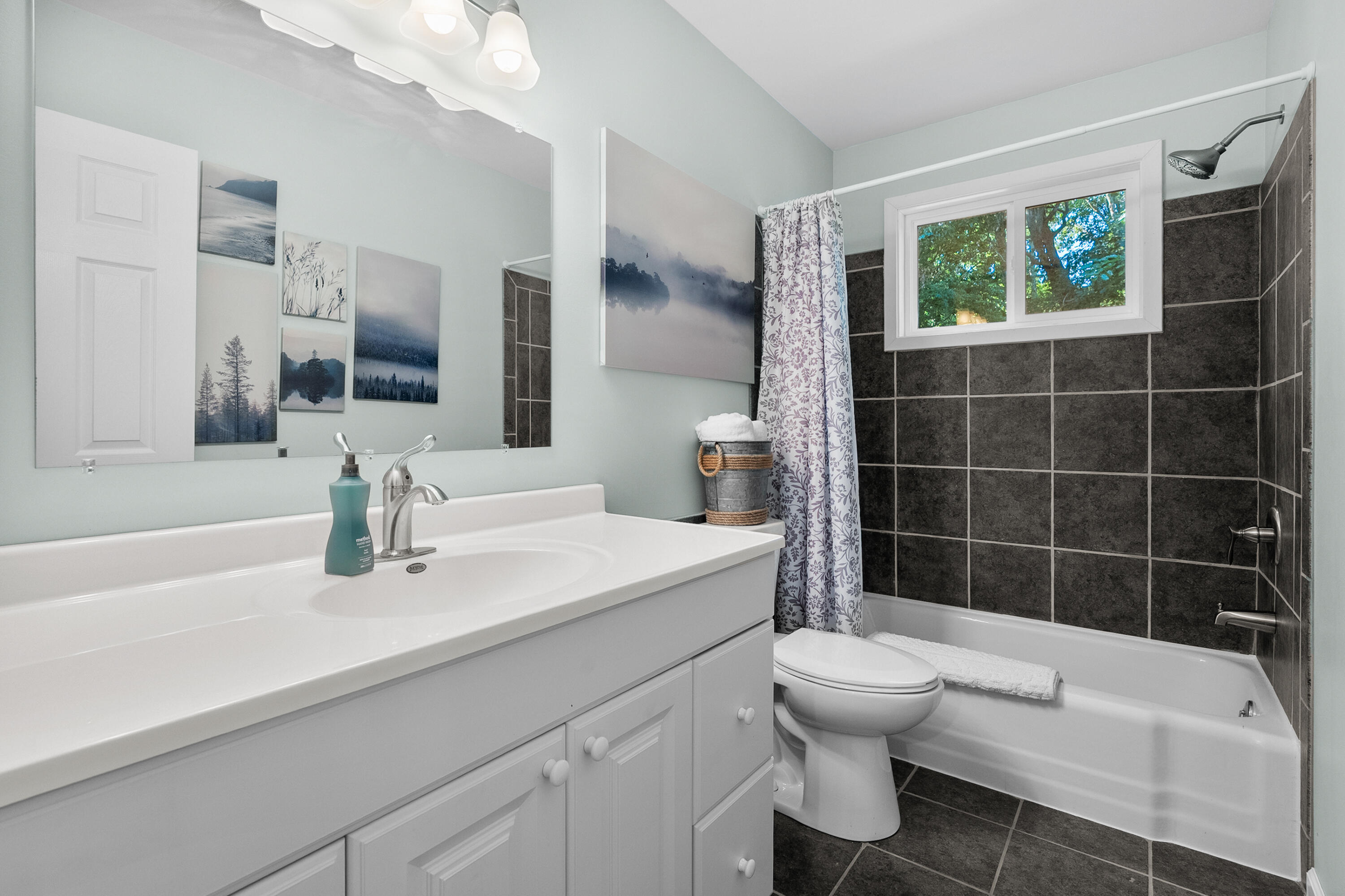 1431 Edington Street Portage MI 49024