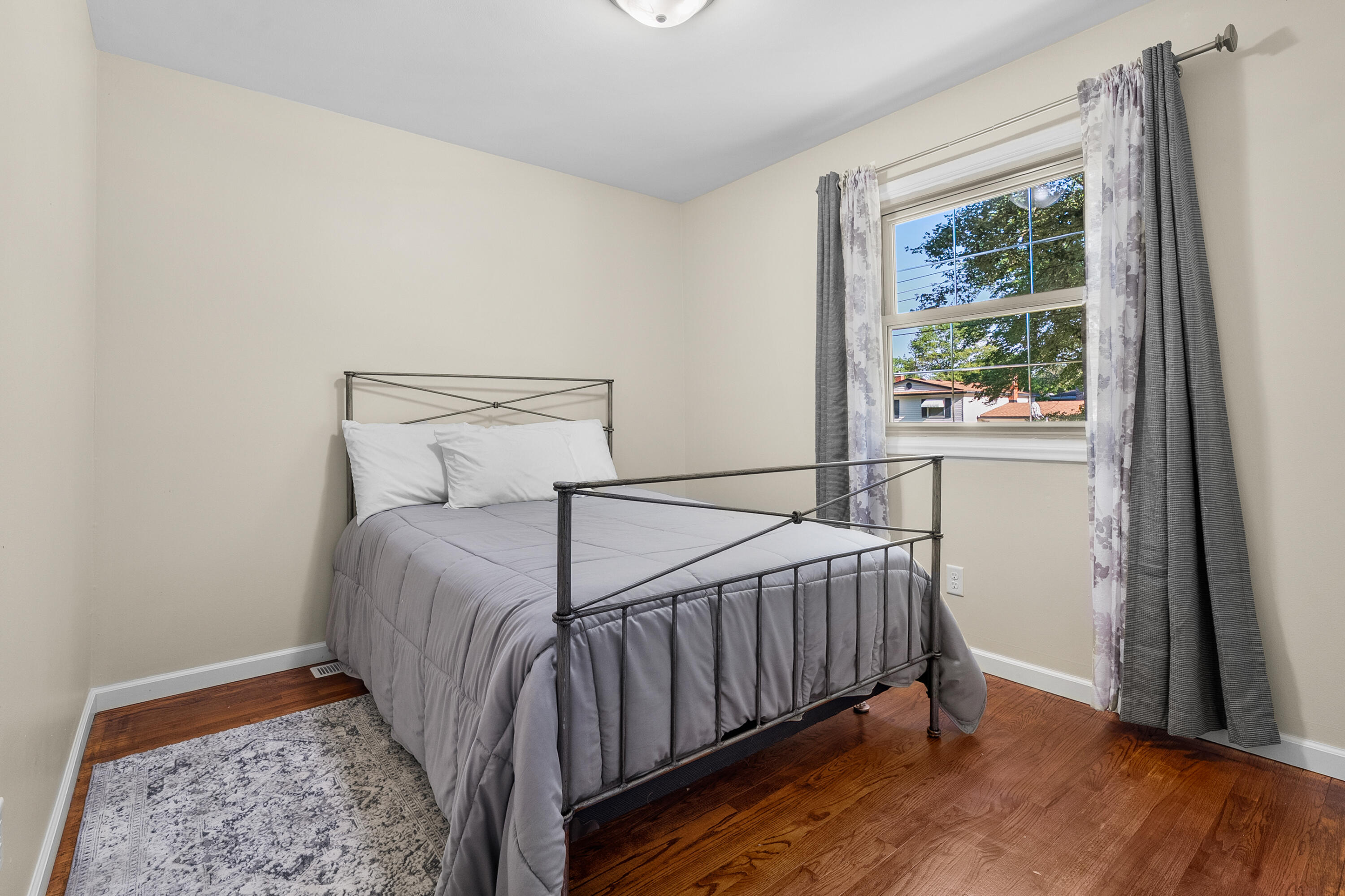 1431 Edington Street Portage MI 49024
