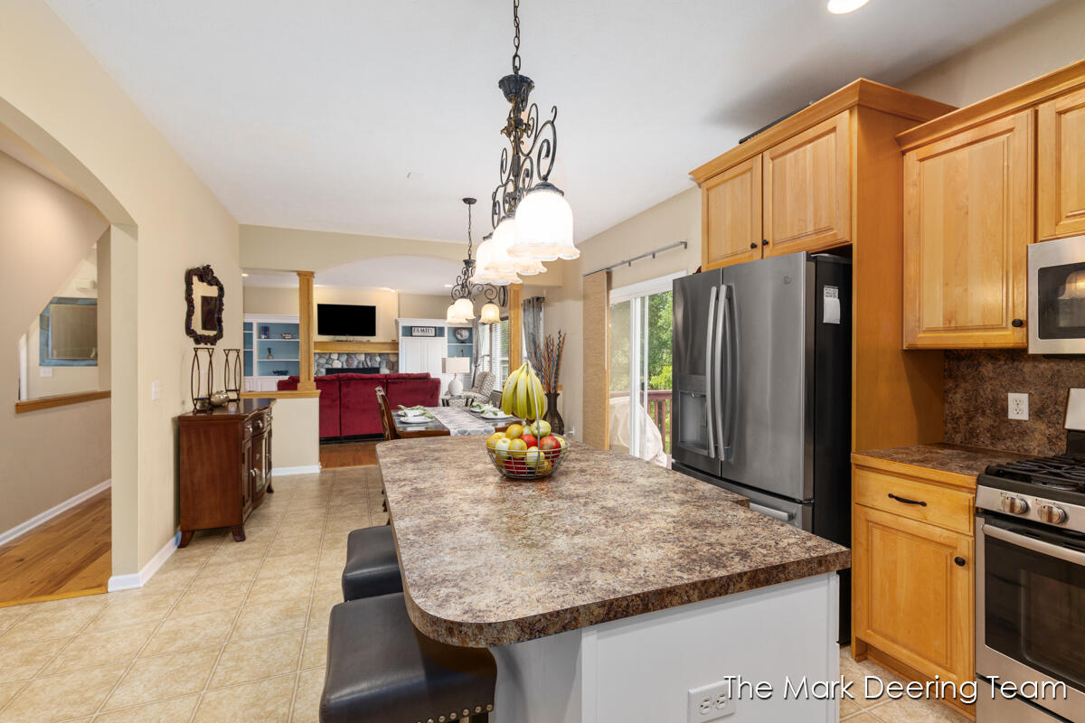 3127 Royal Hannah Drive NE Rockford MI 49341