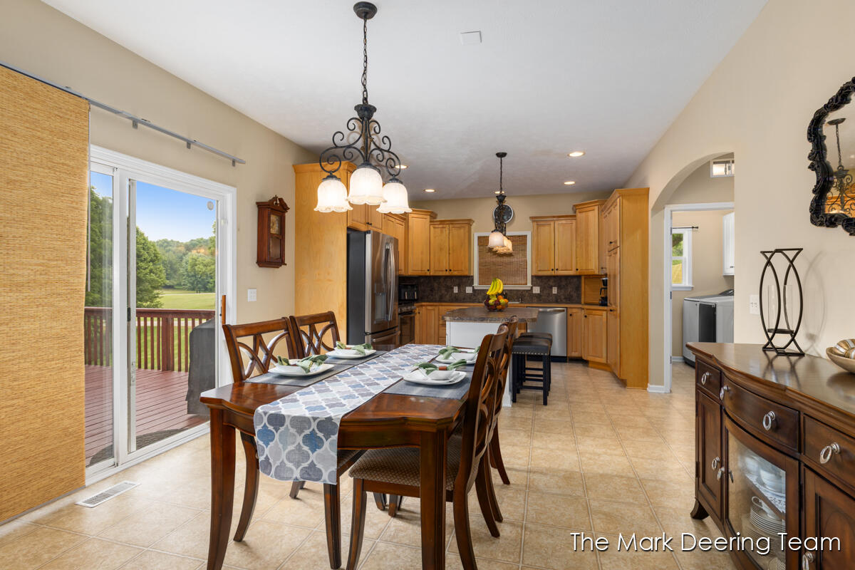 3127 Royal Hannah Drive NE Rockford MI 49341