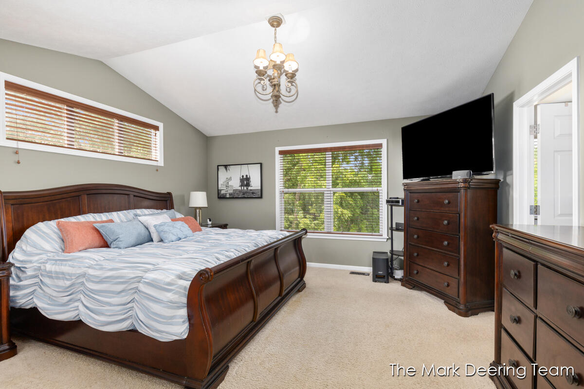 3127 Royal Hannah Drive NE Rockford MI 49341