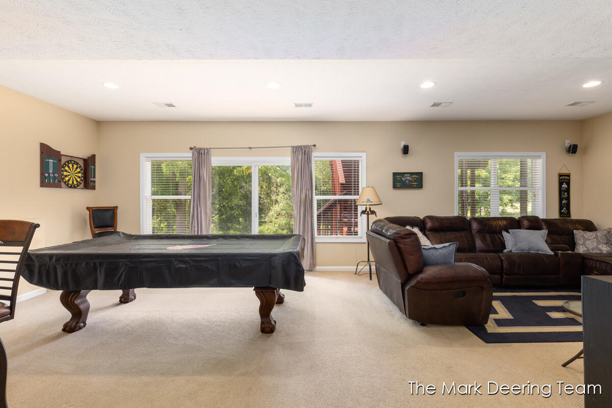 3127 Royal Hannah Drive NE Rockford MI 49341