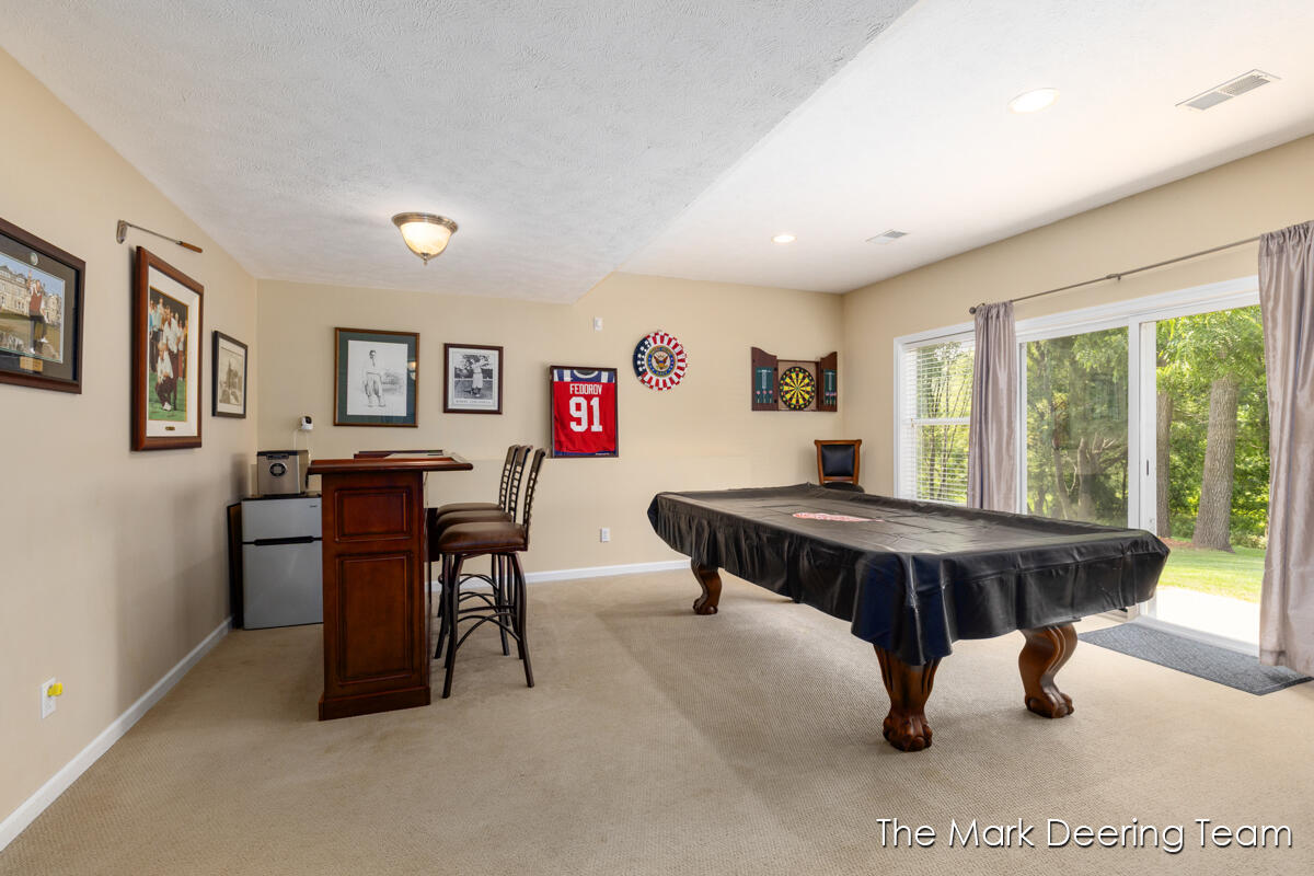 3127 Royal Hannah Drive NE Rockford MI 49341
