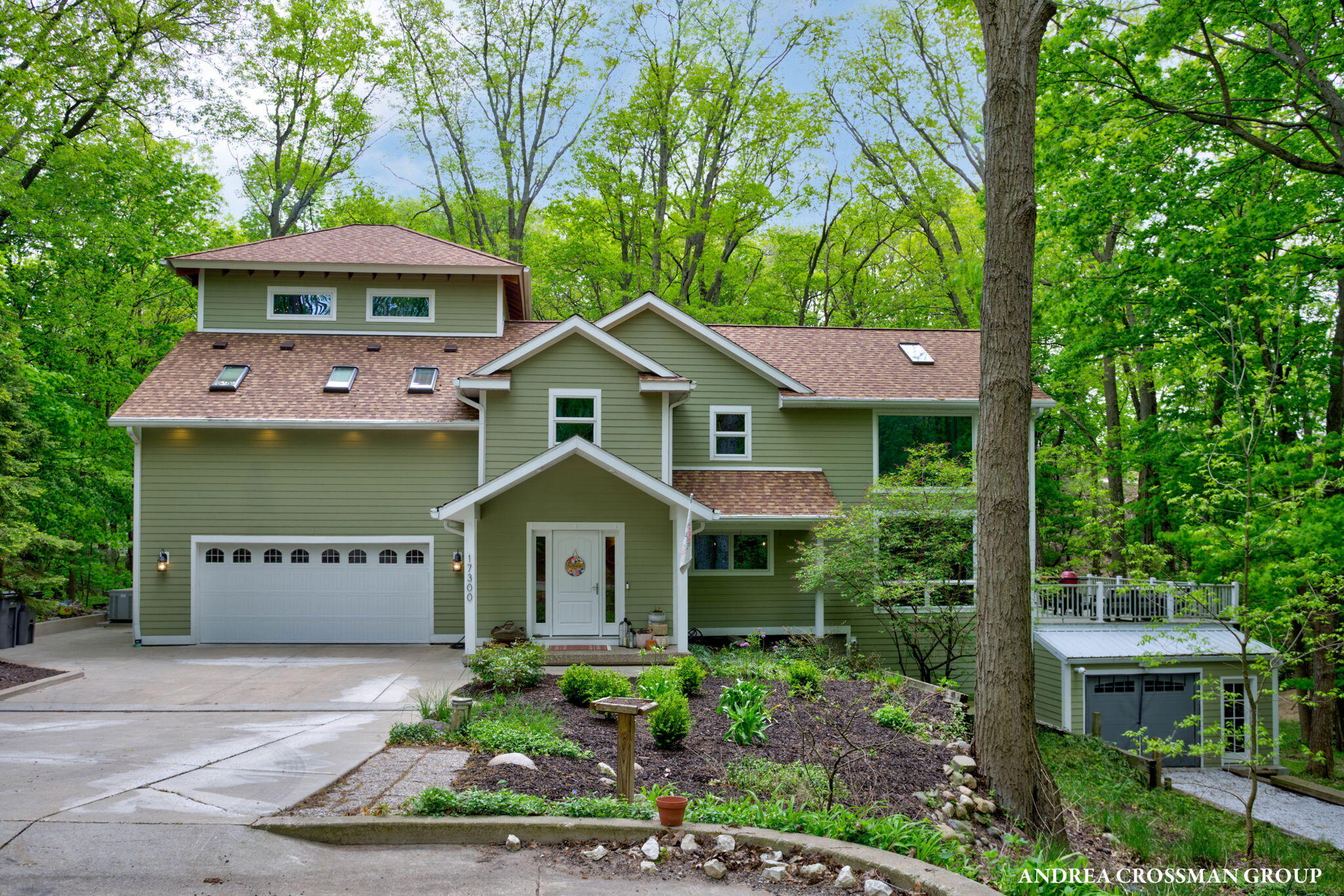 17300 Trillium Ridge West Olive MI 49460