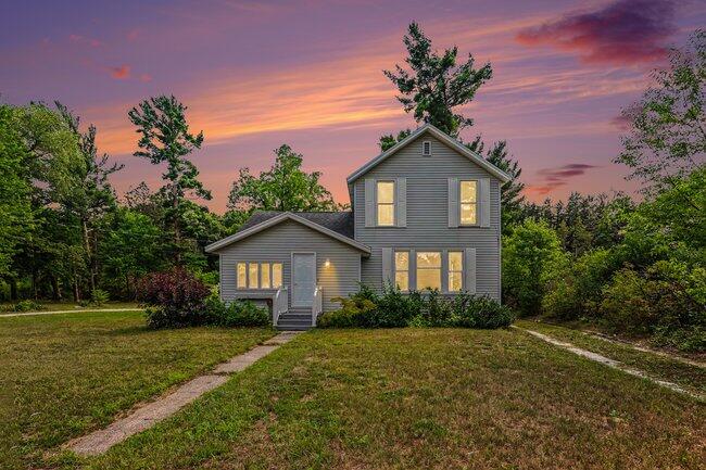 937 W Giles Road Muskegon MI 49445