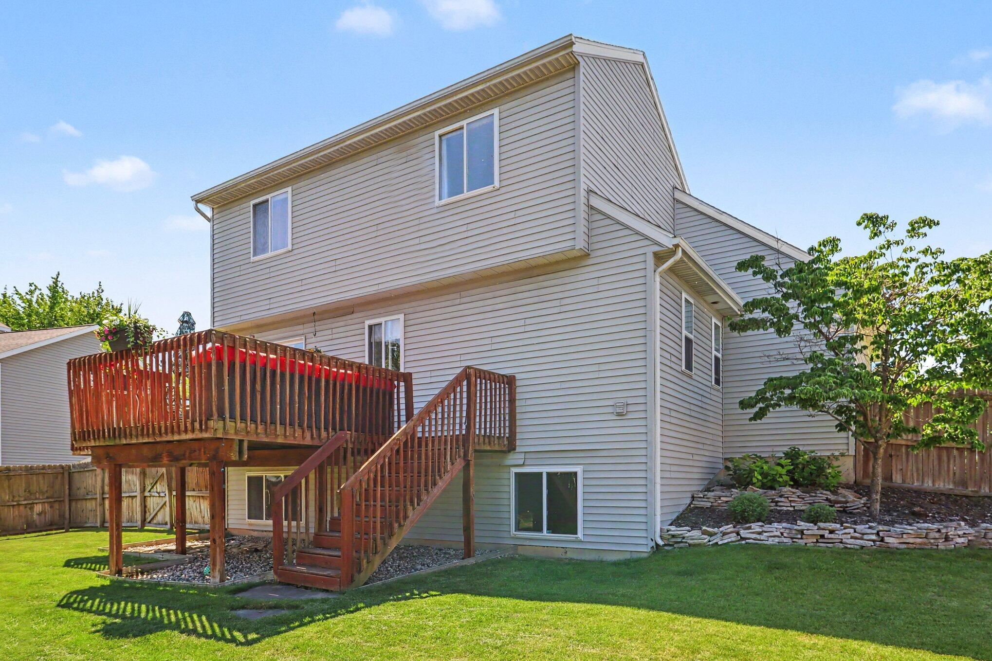 3910 Avery Drive NW Grand Rapids MI 49534