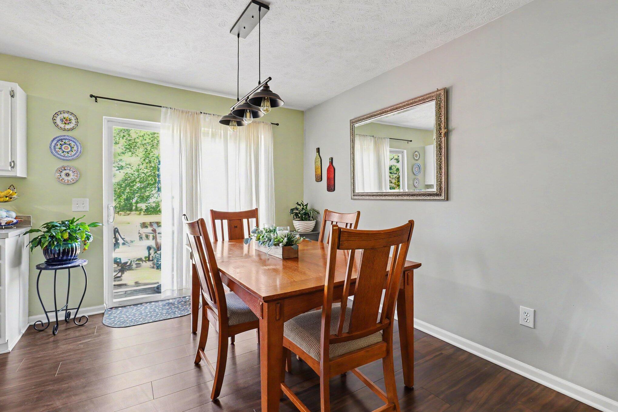 3910 Avery Drive NW Grand Rapids MI 49534