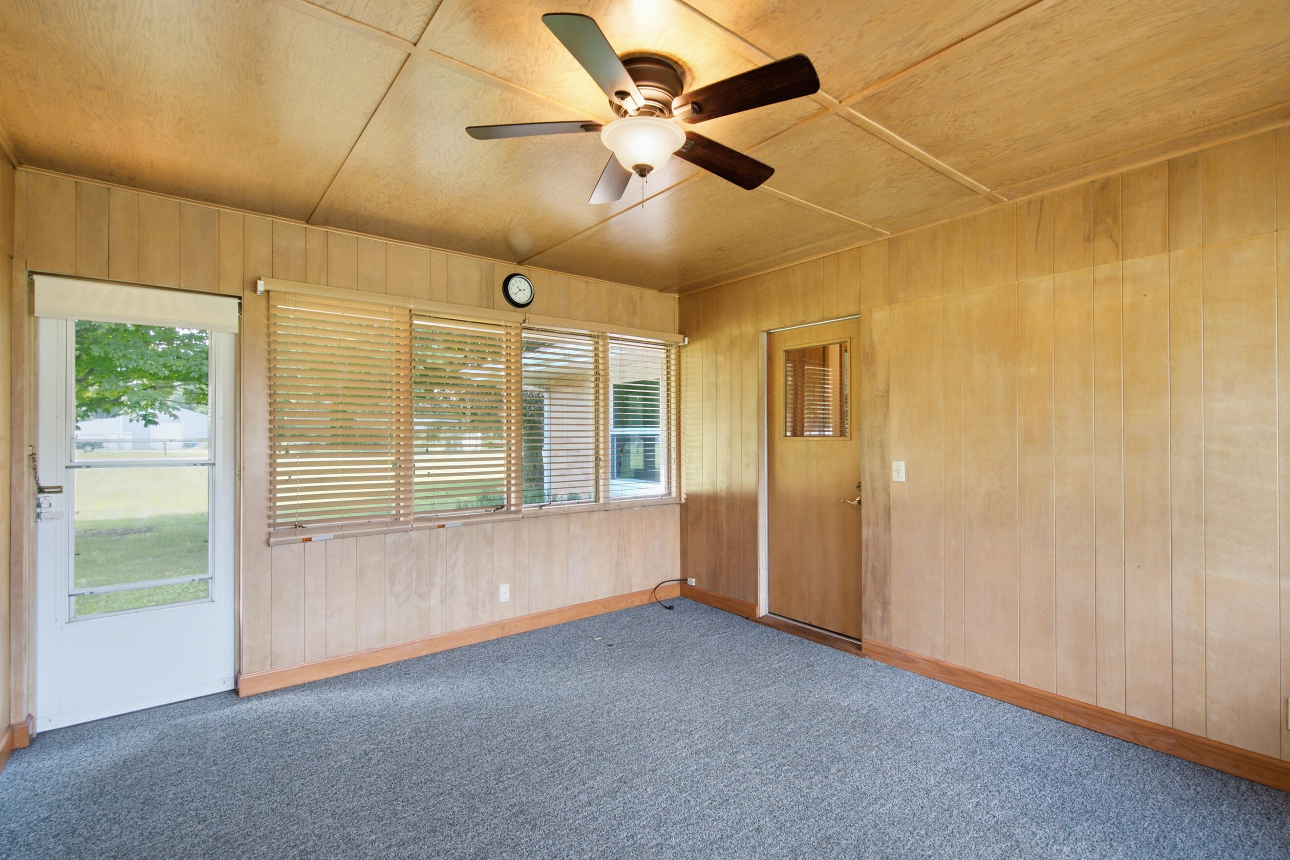9072 Douglas Avenue Kalamazoo MI 49009