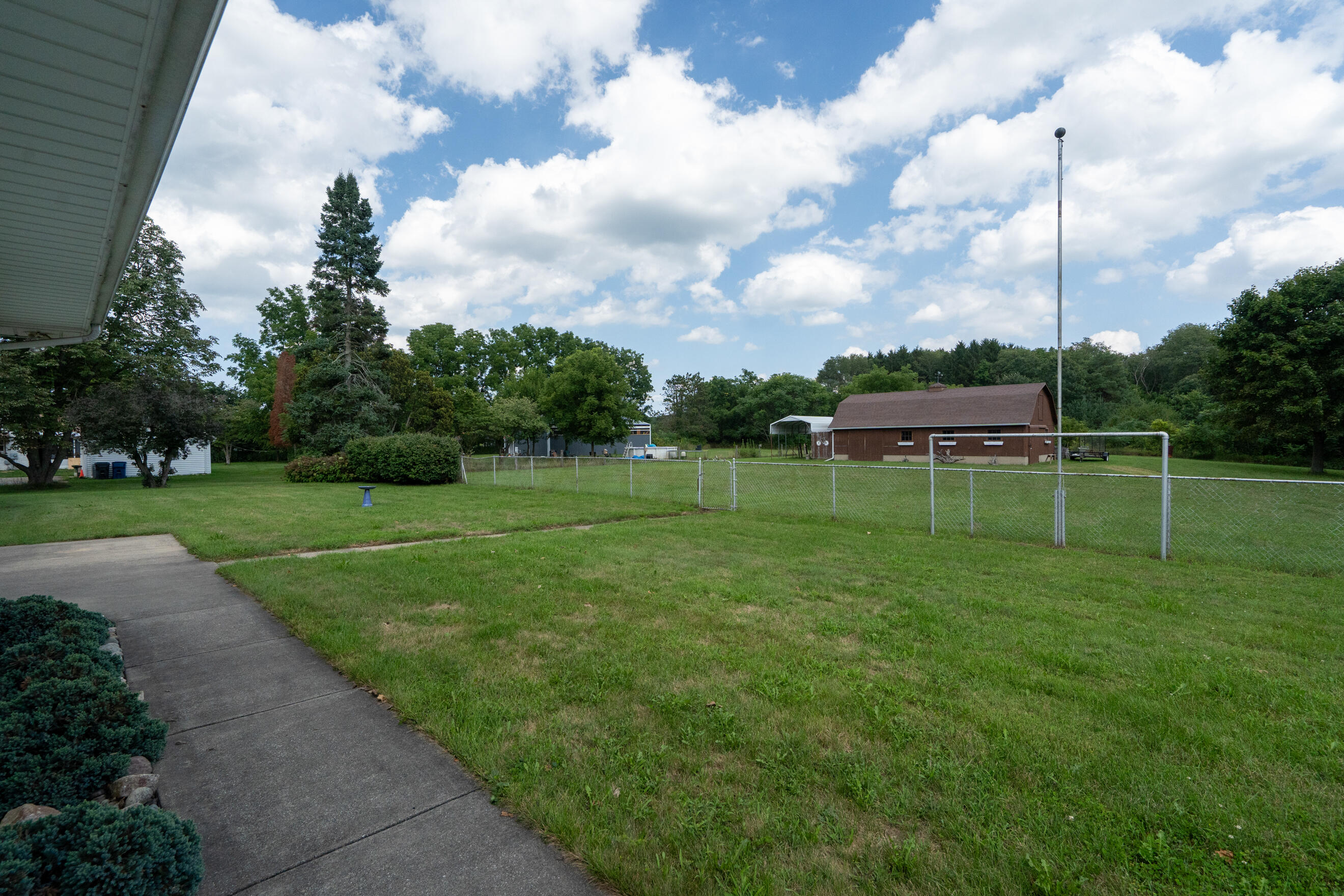 9072 Douglas Avenue Kalamazoo MI 49009