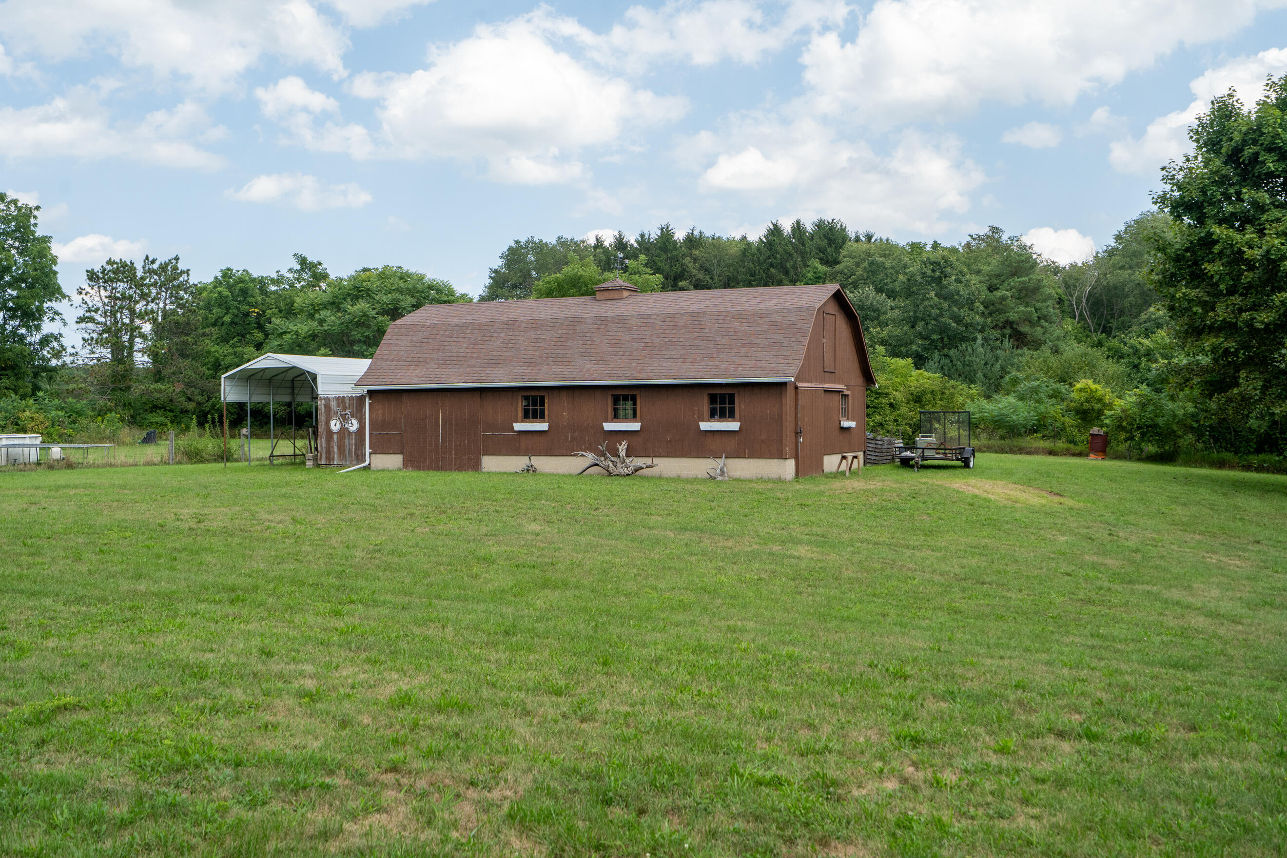9072 Douglas Avenue Kalamazoo MI 49009