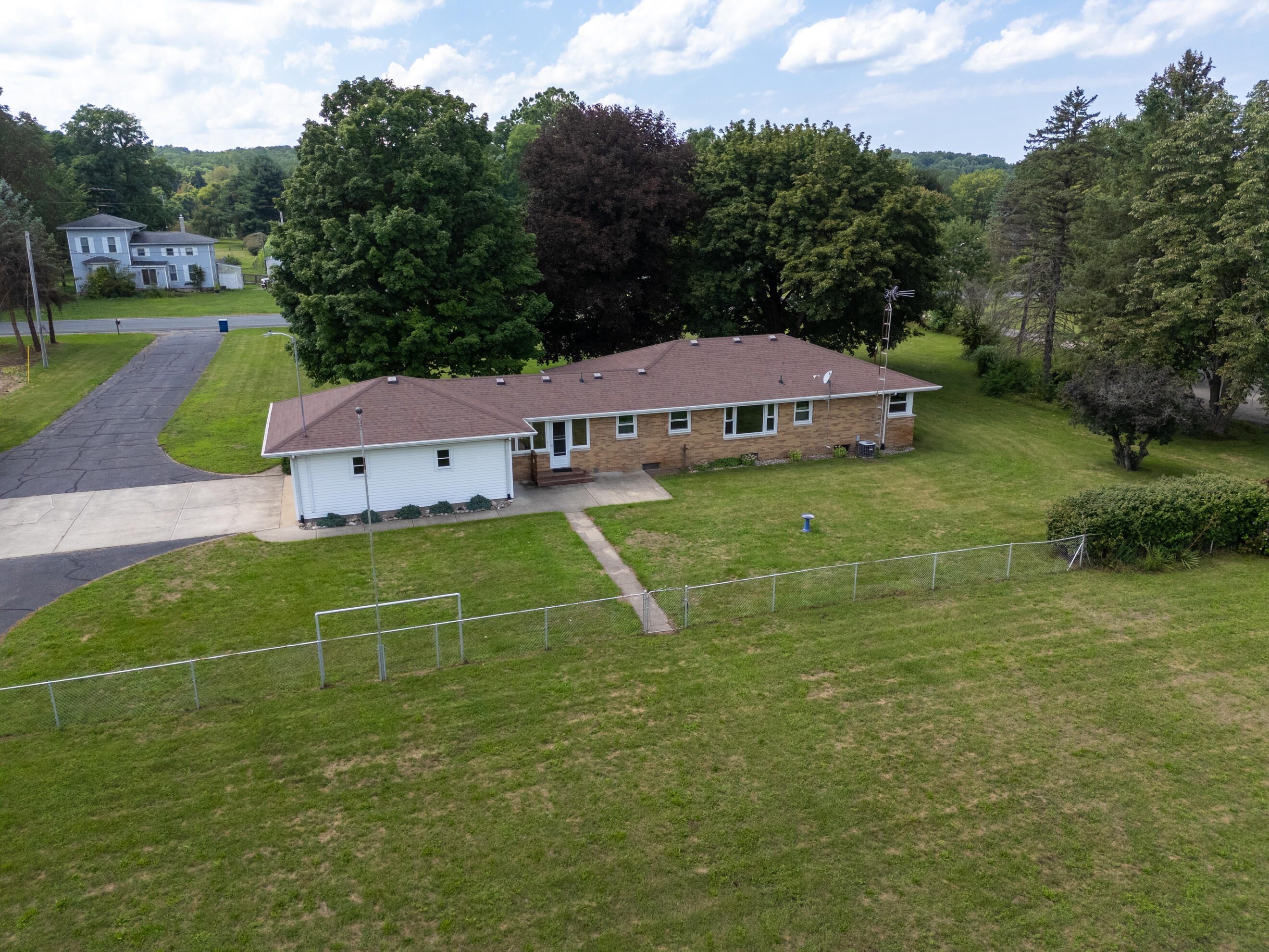 9072 Douglas Avenue Kalamazoo MI 49009