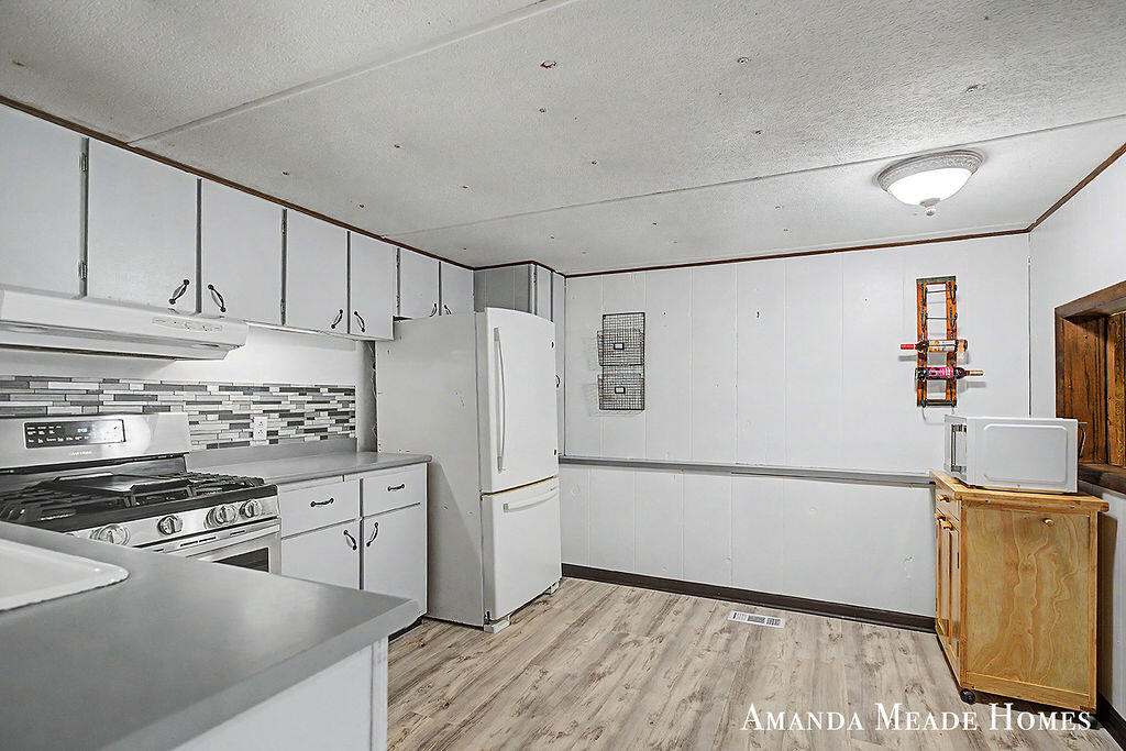 2247 15th Street Hopkins MI 49328