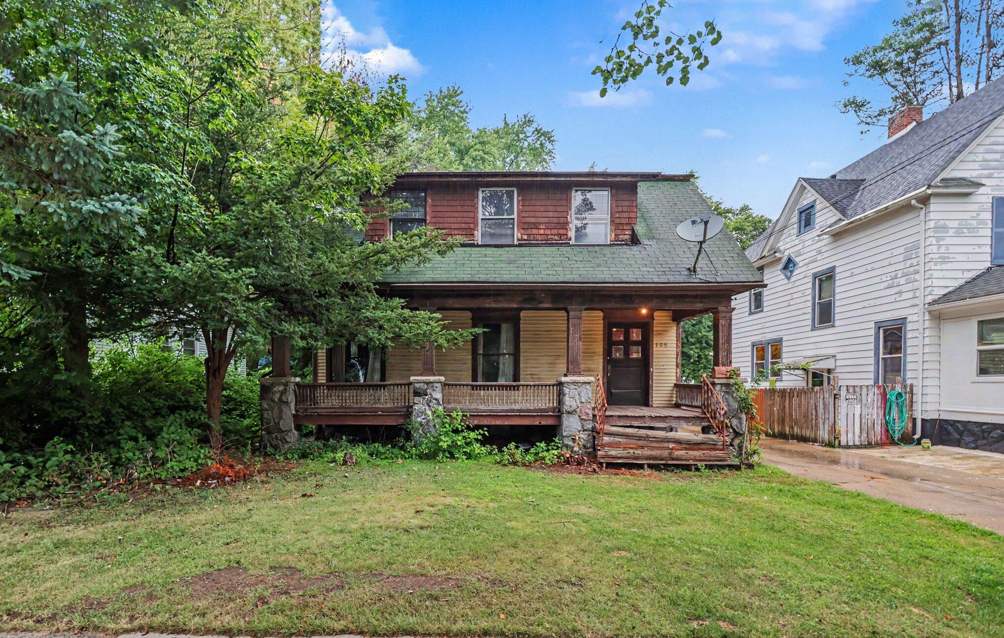 Kalamazoo MI, 709 Egleston Avenue
