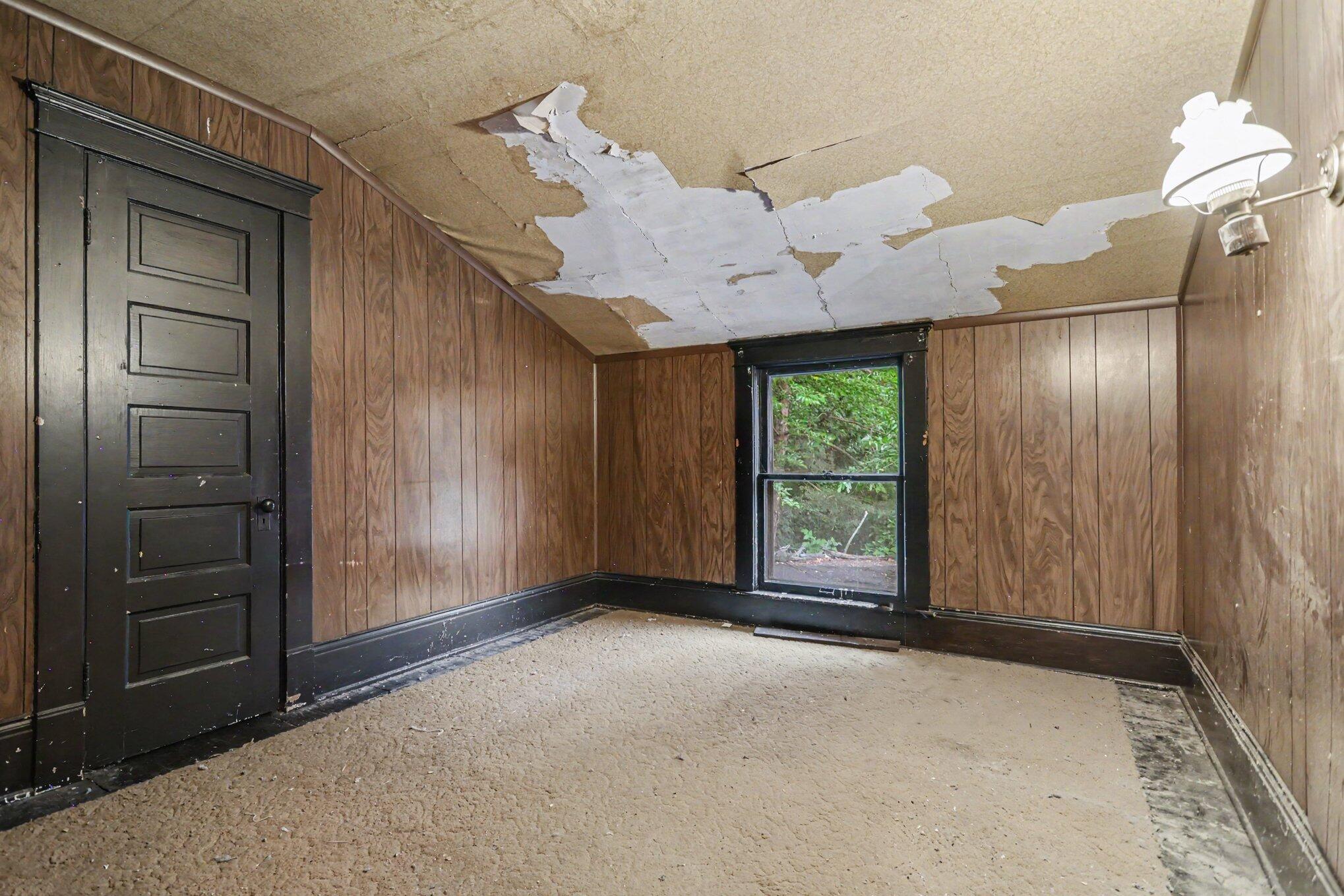 709 Egleston Avenue Kalamazoo MI 49001