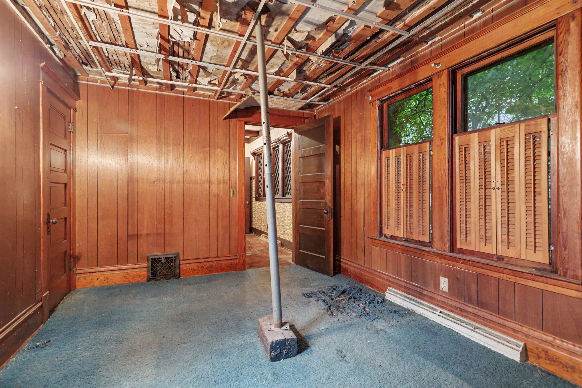 709 Egleston Avenue Kalamazoo MI 49001
