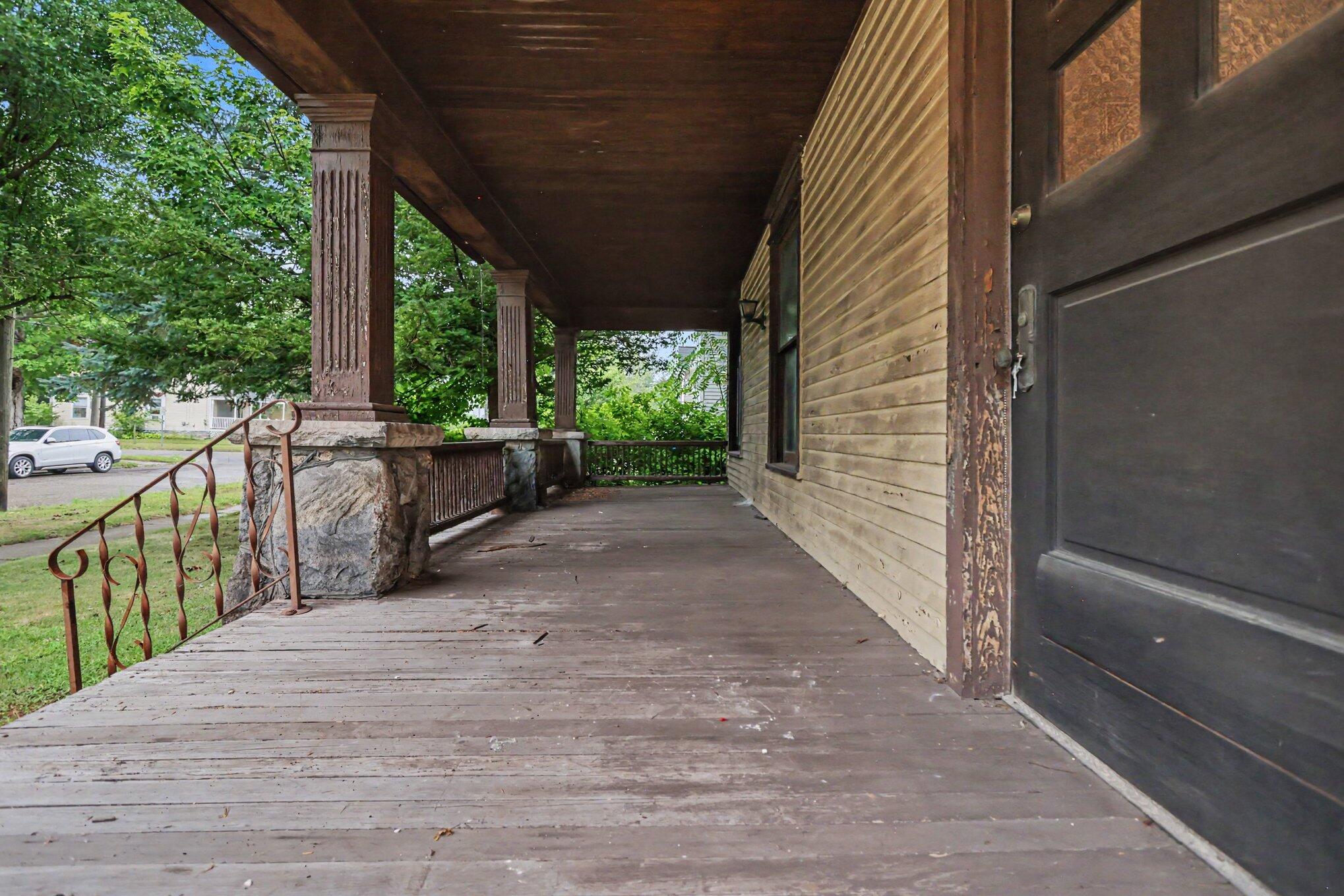 709 Egleston Avenue Kalamazoo MI 49001