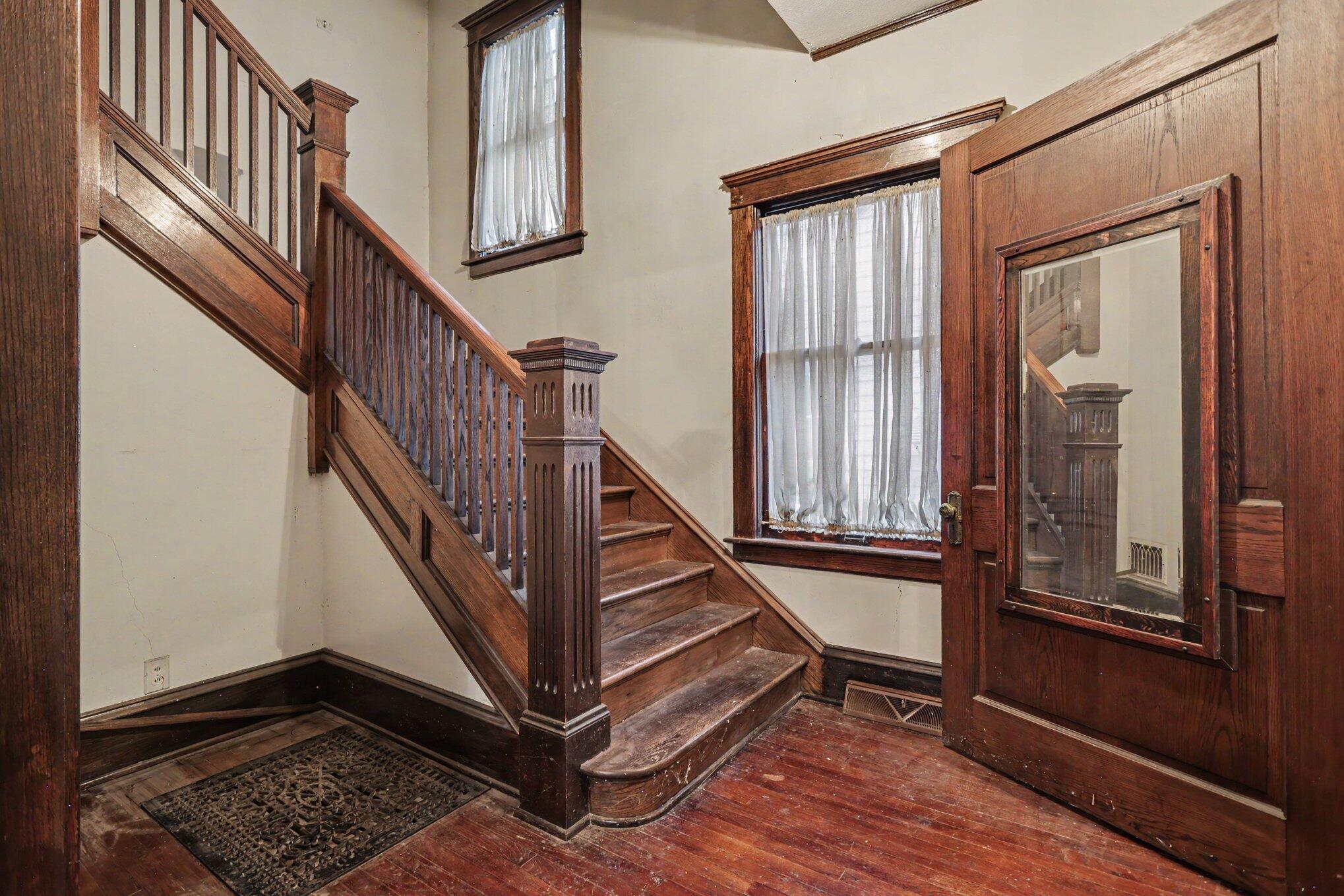 709 Egleston Avenue Kalamazoo MI 49001