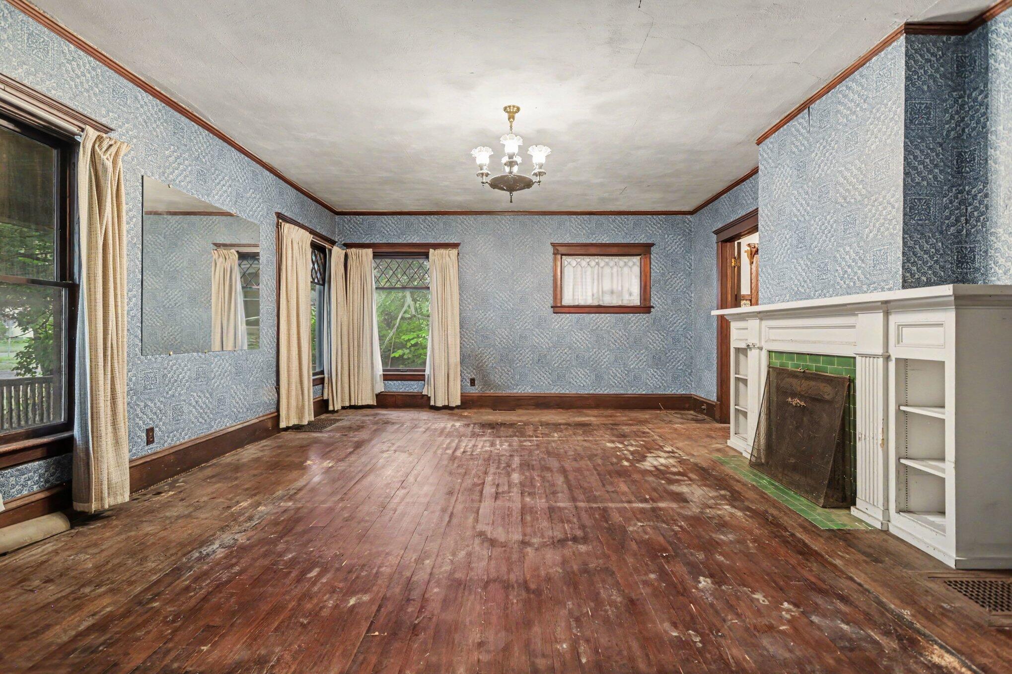 709 Egleston Avenue Kalamazoo MI 49001