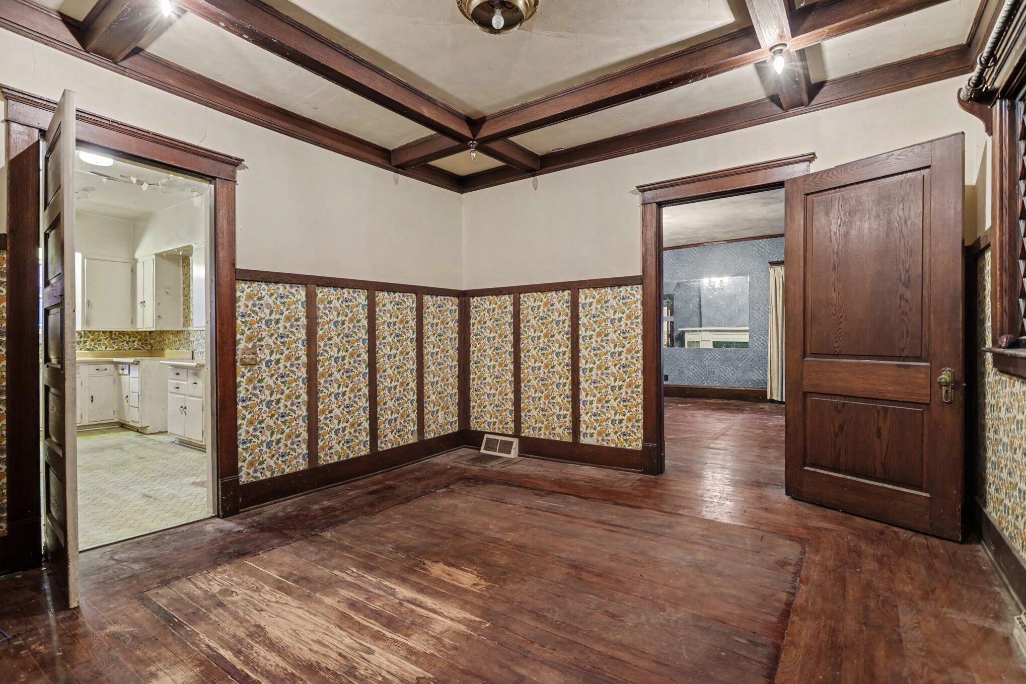 709 Egleston Avenue Kalamazoo MI 49001