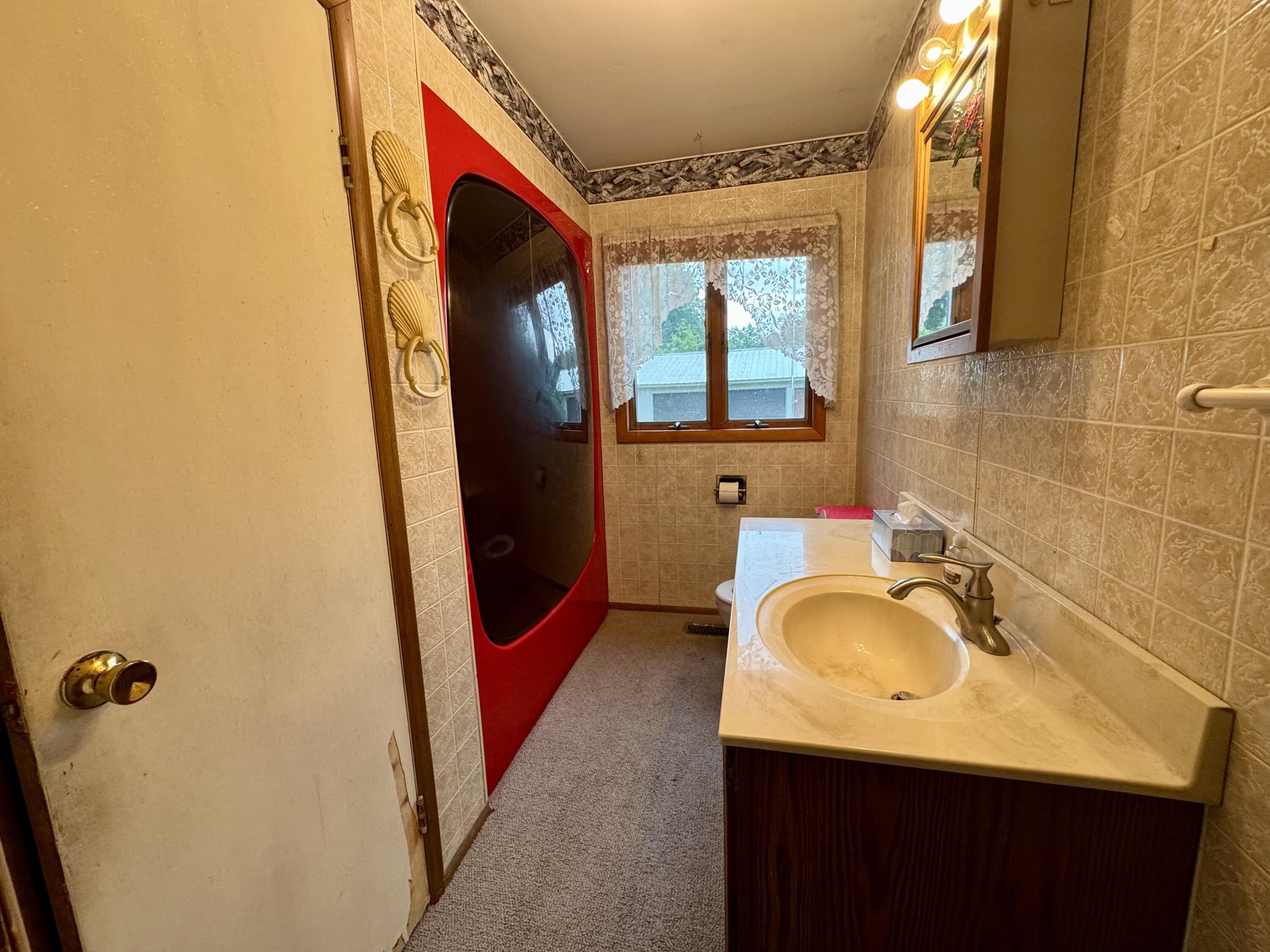 6352 Gavin Lake Avenue NE Rockford MI 49341