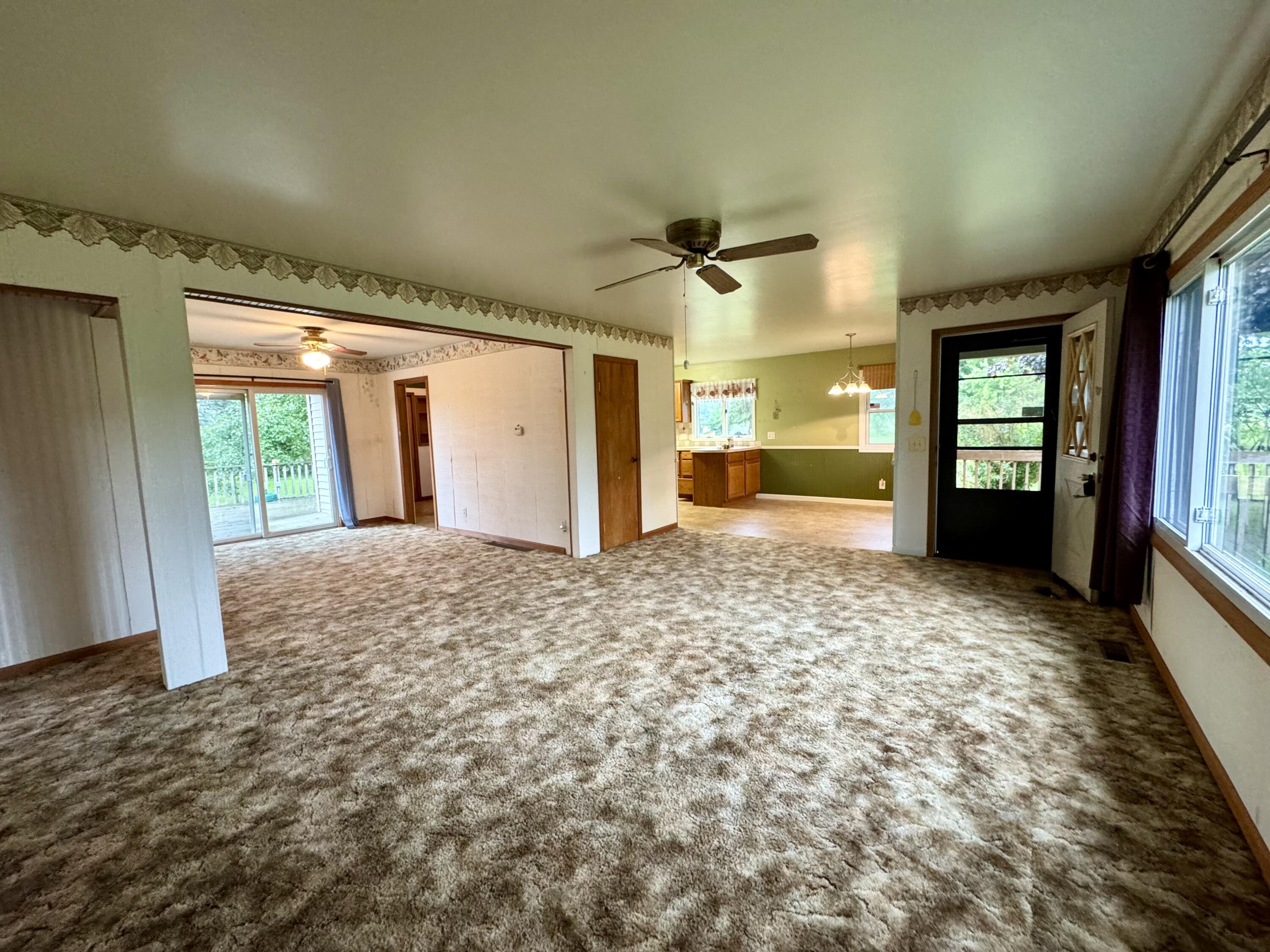6352 Gavin Lake Avenue NE Rockford MI 49341