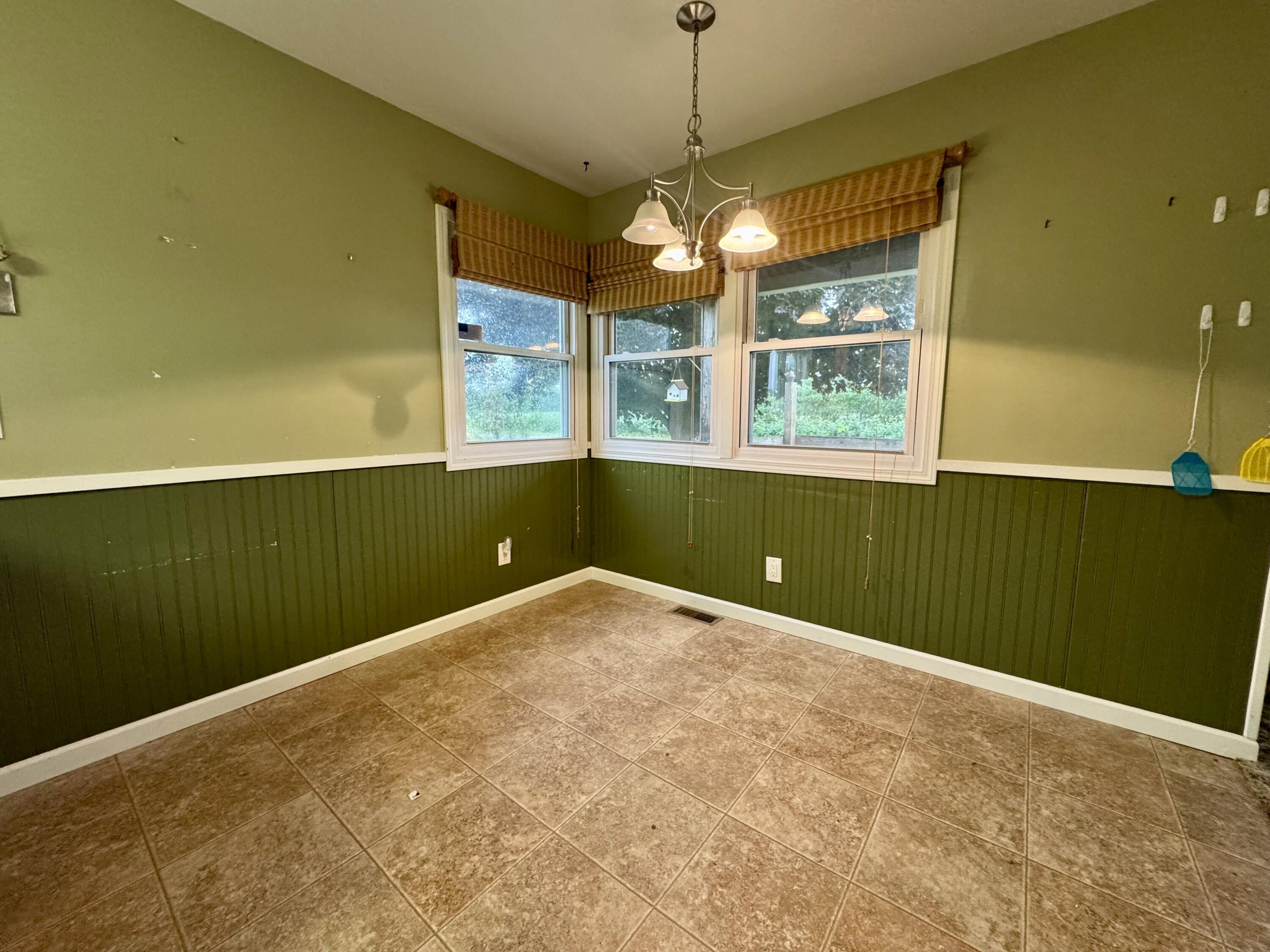 6352 Gavin Lake Avenue NE Rockford MI 49341