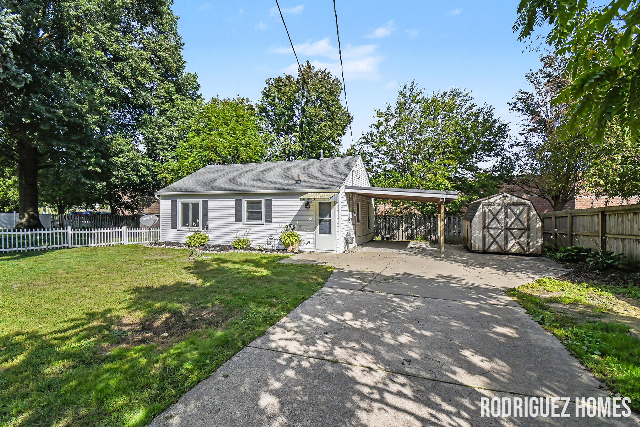 8242 Freeland Avenue SW Byron Center MI 49315