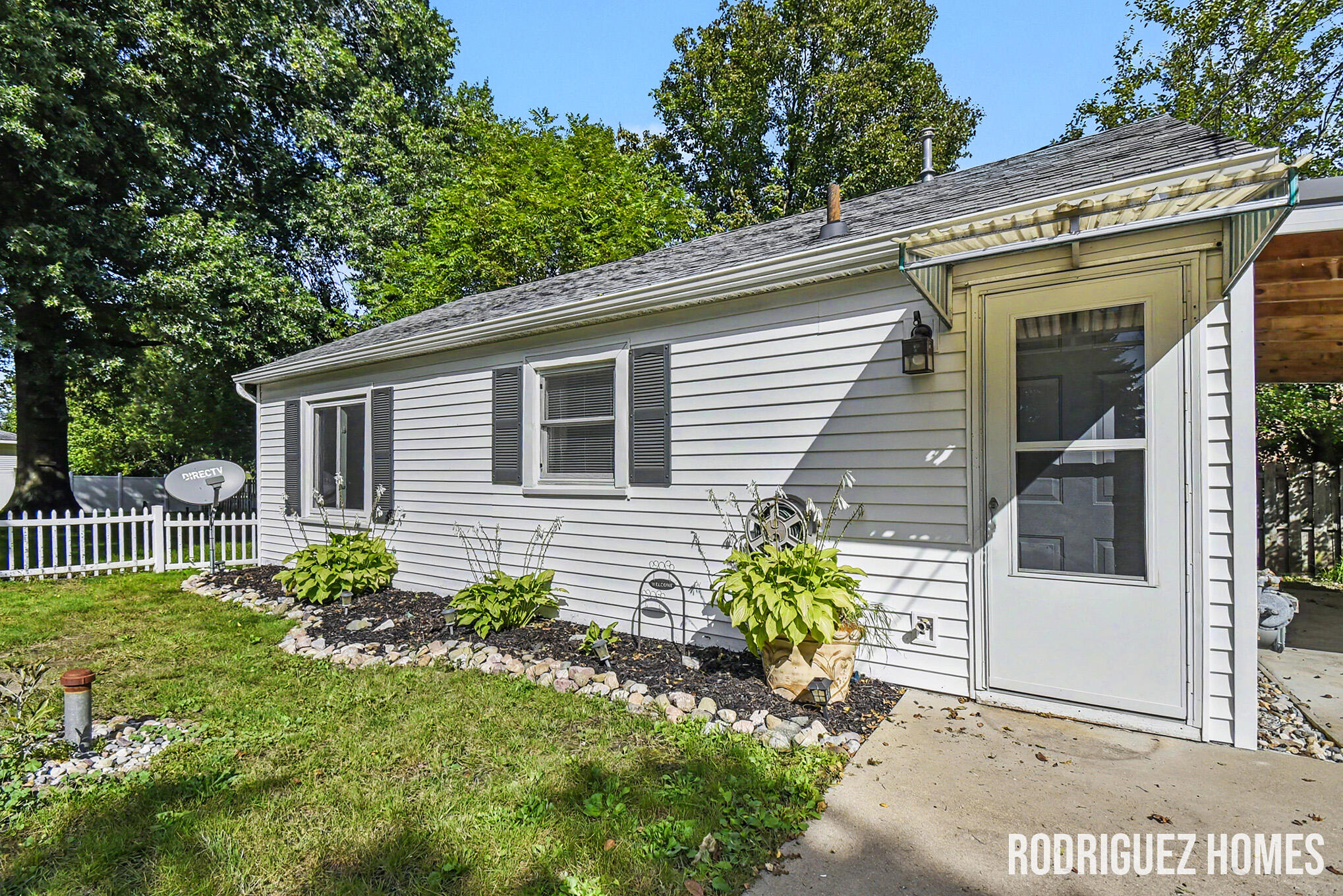 8242 Freeland Avenue SW Byron Center MI 49315