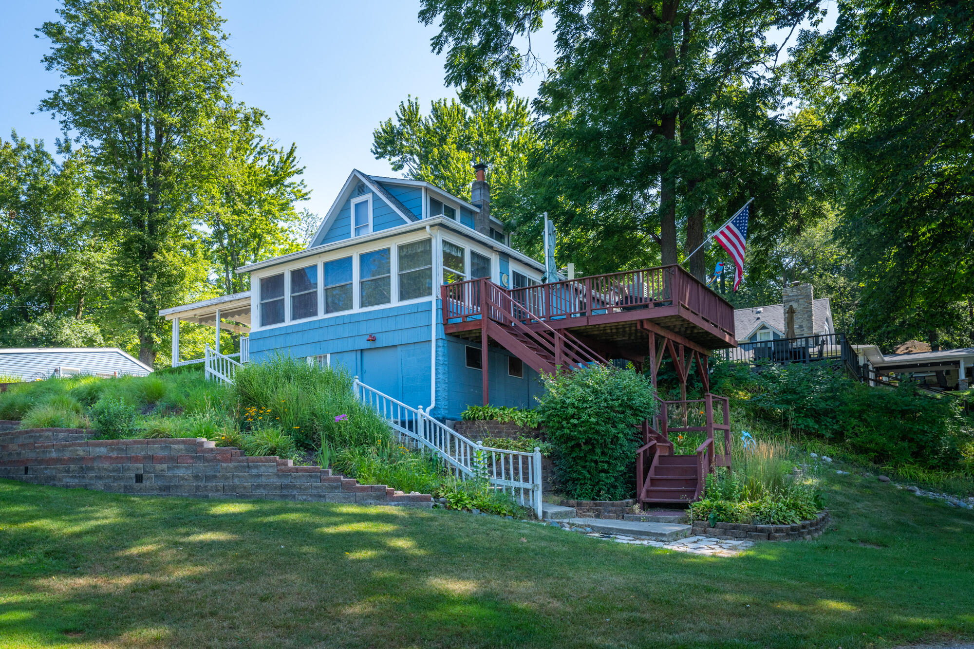7830 Pear Coloma MI 49038