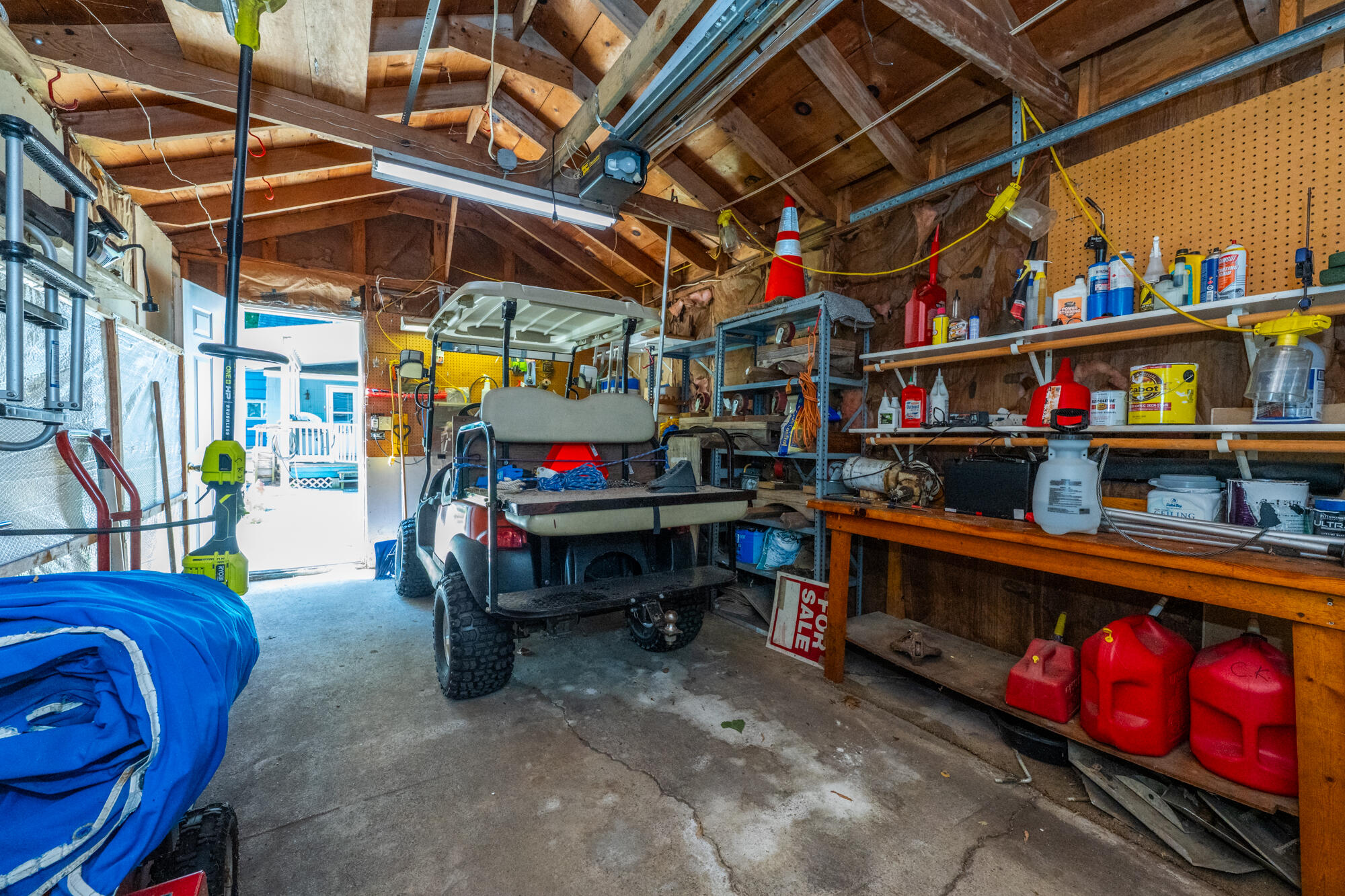 7830 Pear Coloma MI 49038