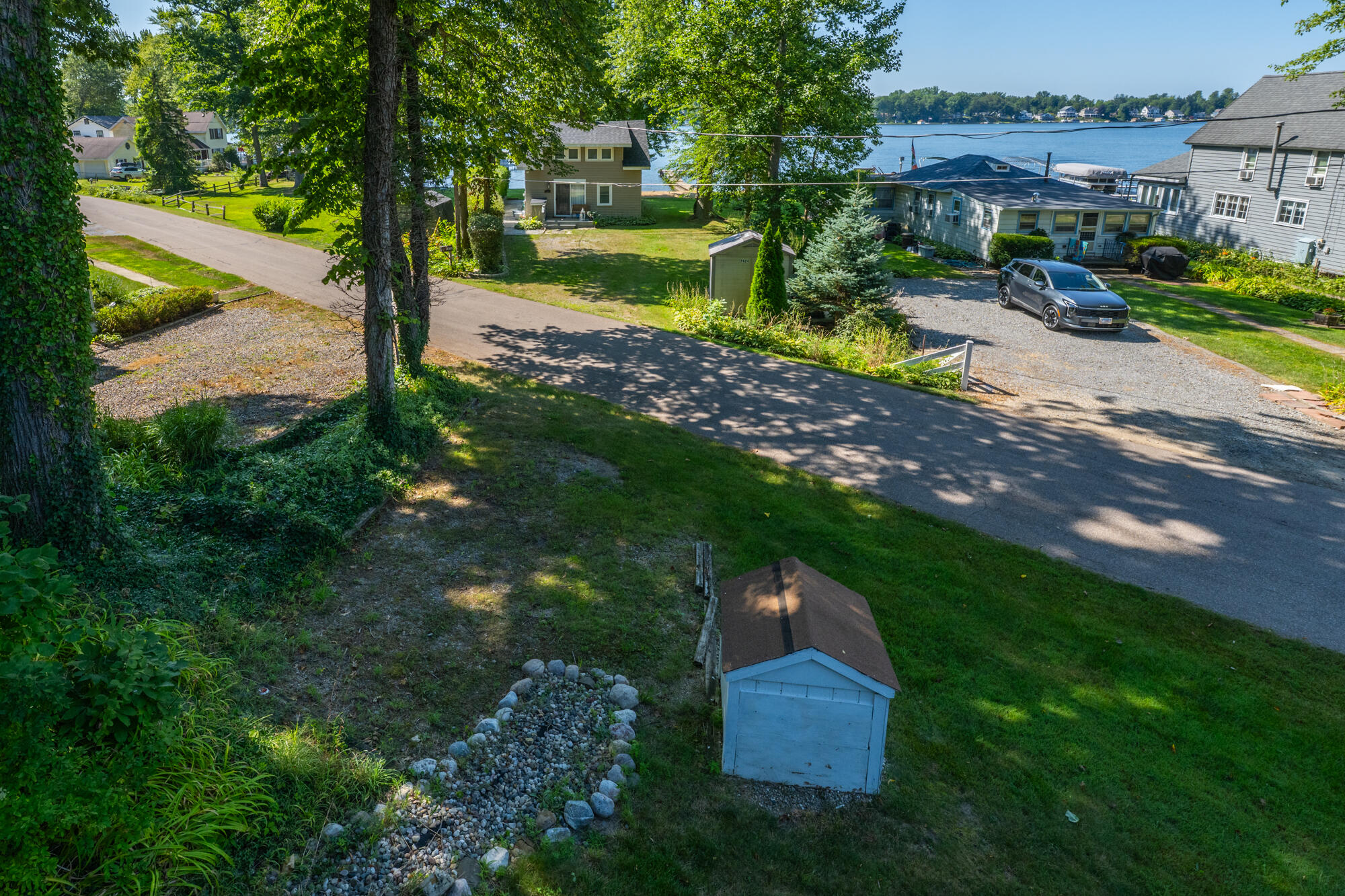 7830 Pear Coloma MI 49038