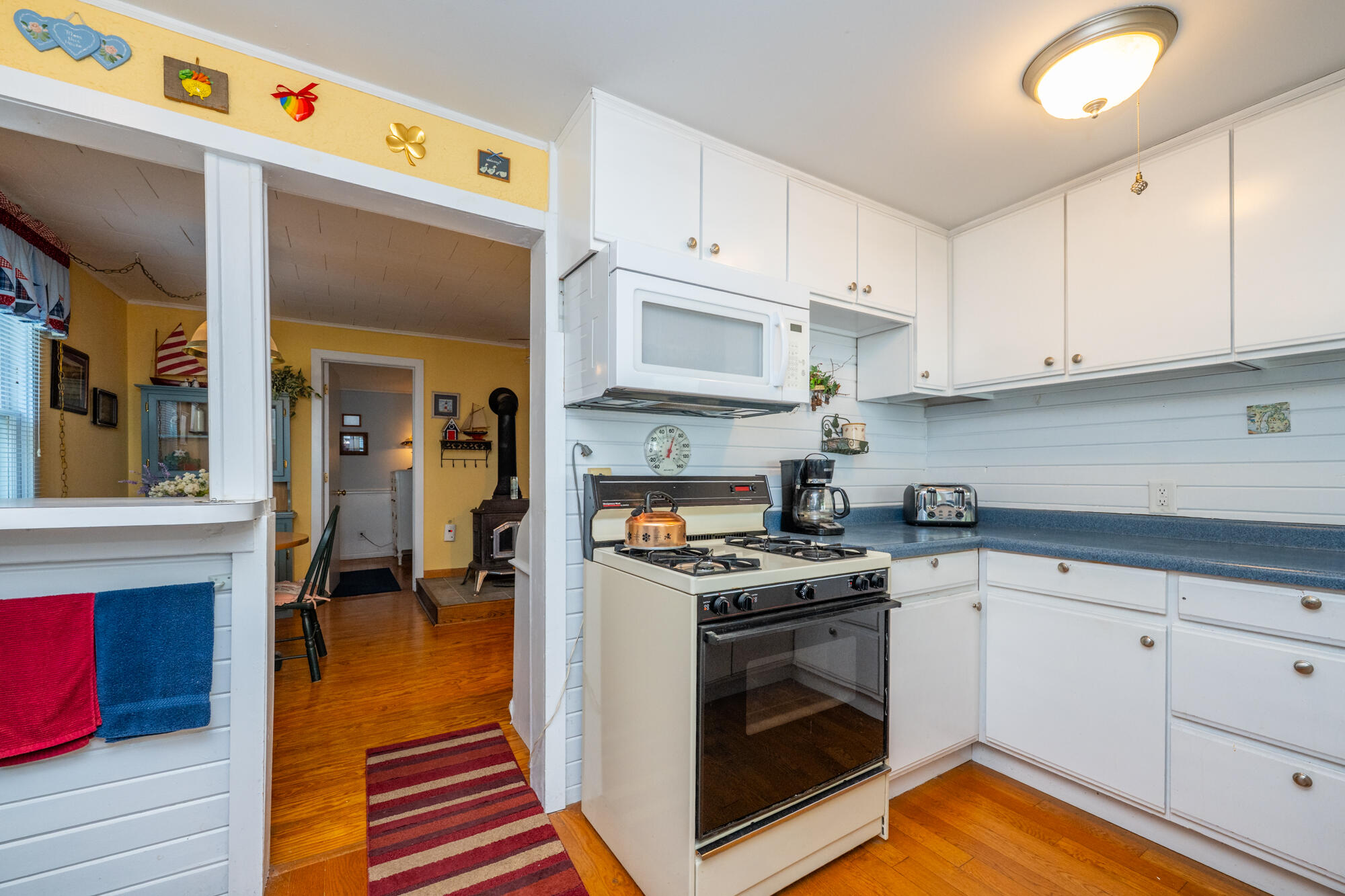 7830 Pear Coloma MI 49038