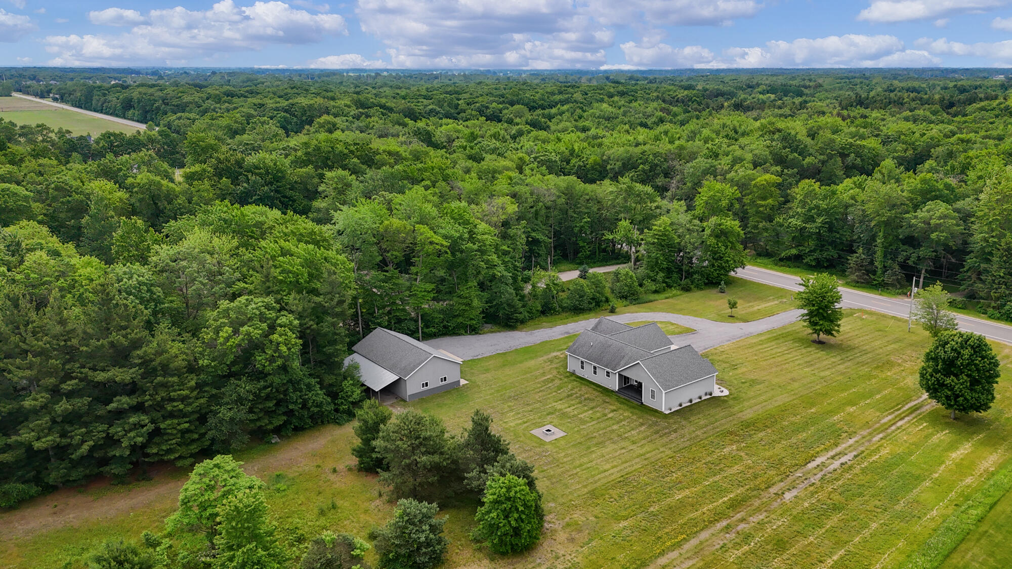 11839 Fillmore Street West Olive MI 49460