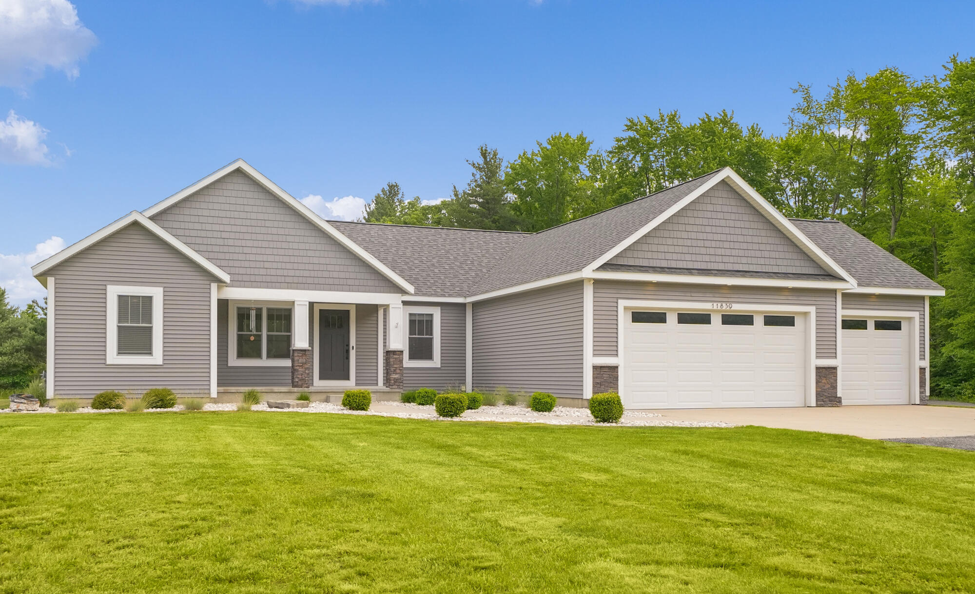 11839 Fillmore Street West Olive MI 49460