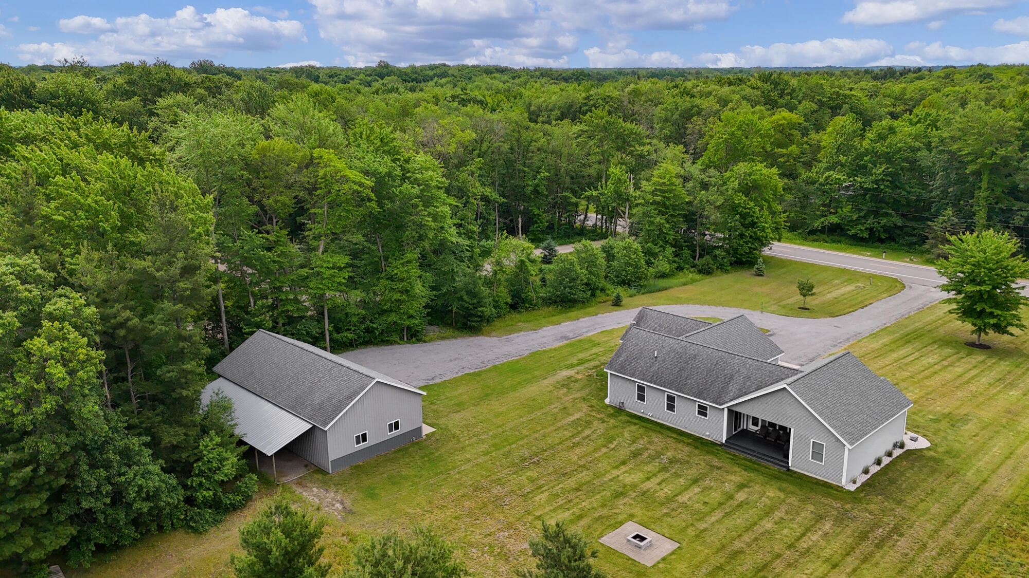 11839 Fillmore Street West Olive MI 49460