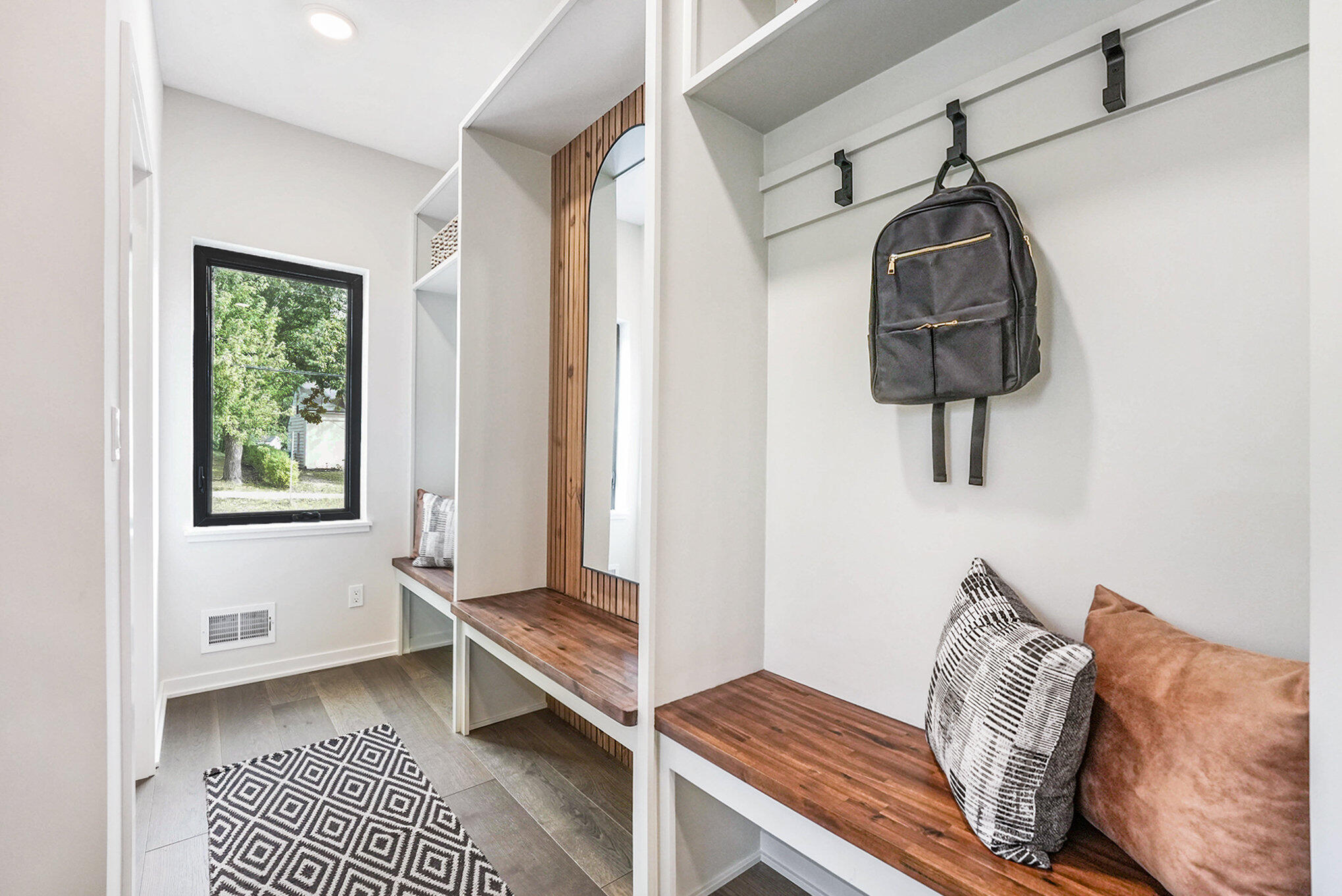 2350 Elinor Lane SE East Grand Rapids MI 49506