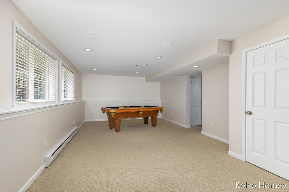 2222 Beatrice Drive NE Grand Rapids MI 49505