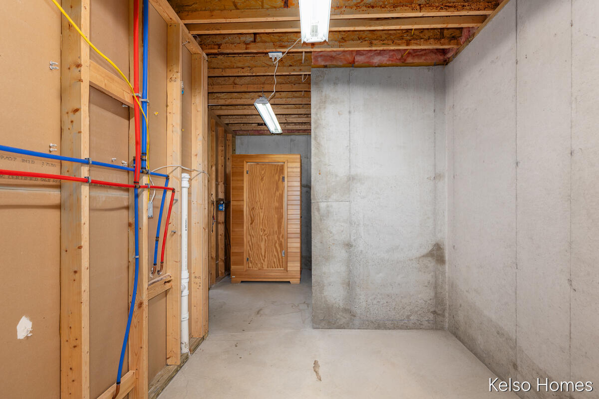 2222 Beatrice Drive NE Grand Rapids MI 49505