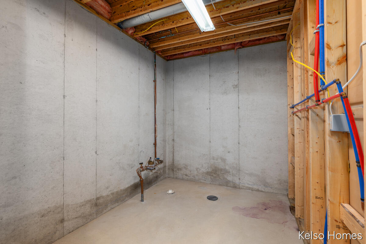 2222 Beatrice Drive NE Grand Rapids MI 49505