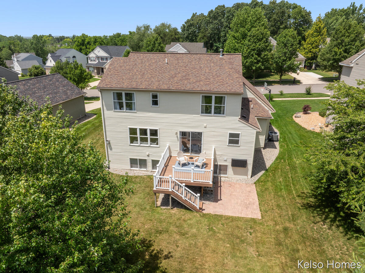 2222 Beatrice Drive NE Grand Rapids MI 49505