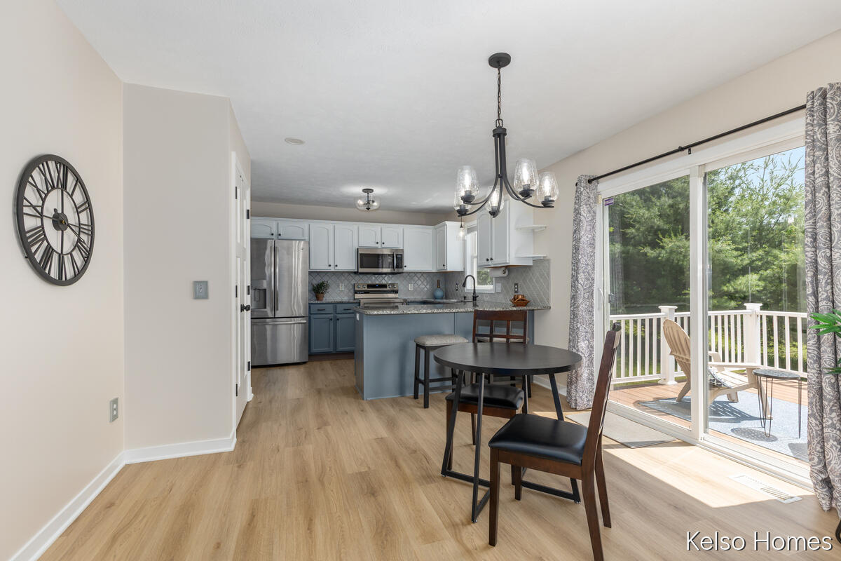 2222 Beatrice Drive NE Grand Rapids MI 49505
