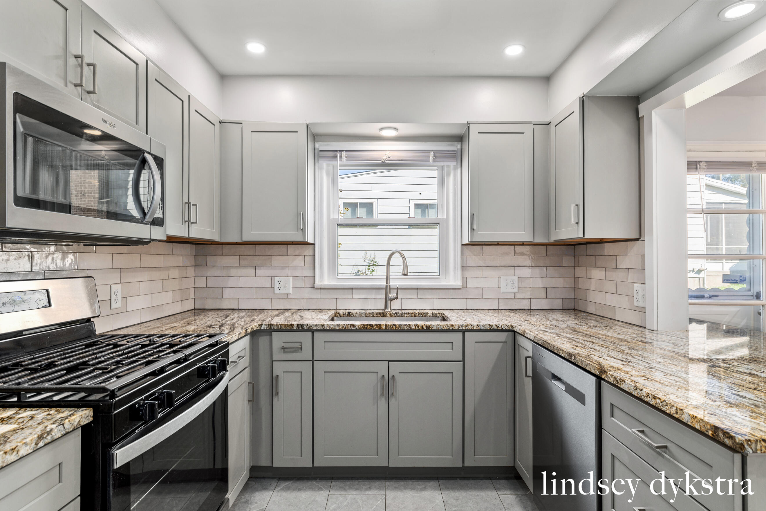 1842 Diamond Avenue NE Grand Rapids MI 49505